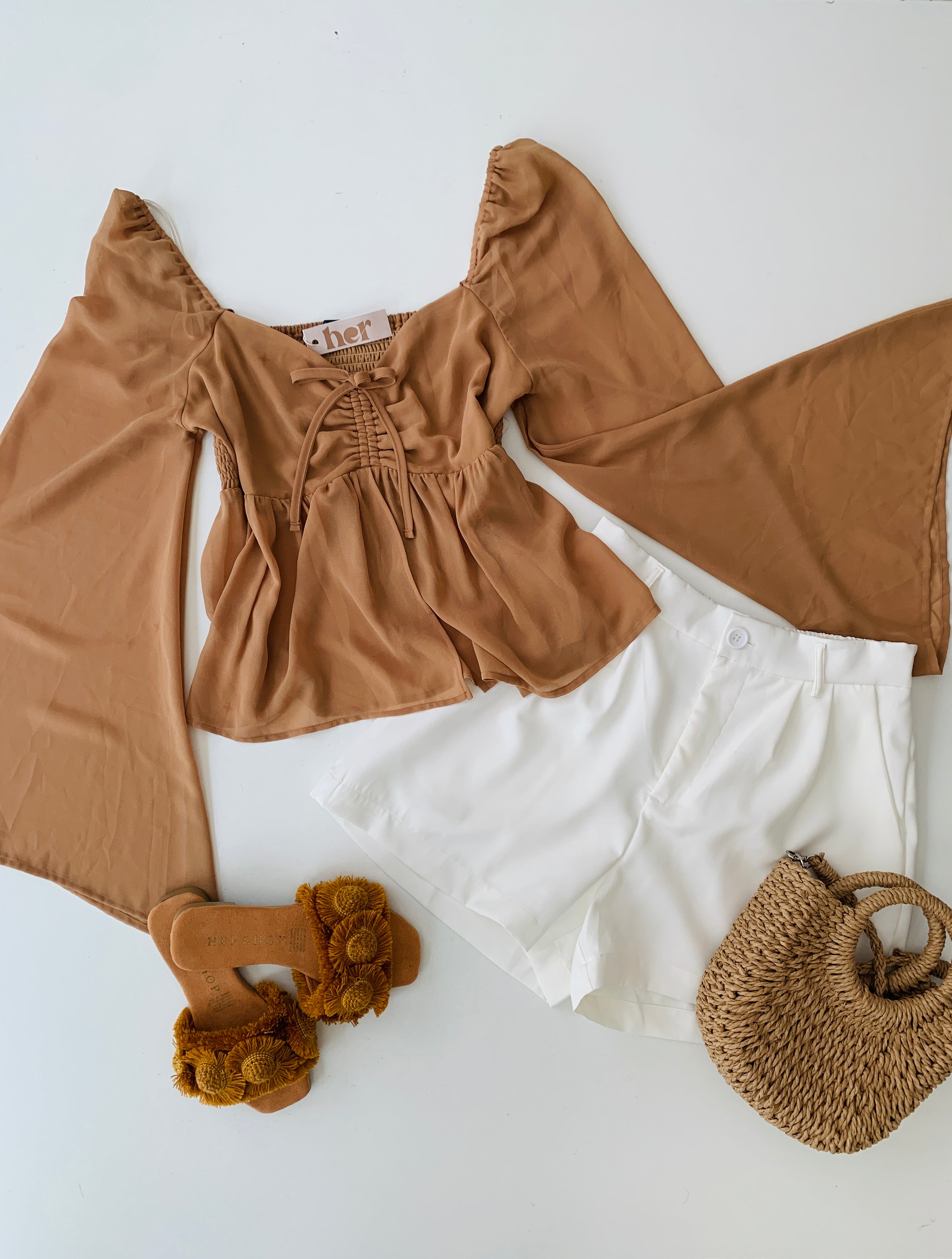 Blusa caramelo