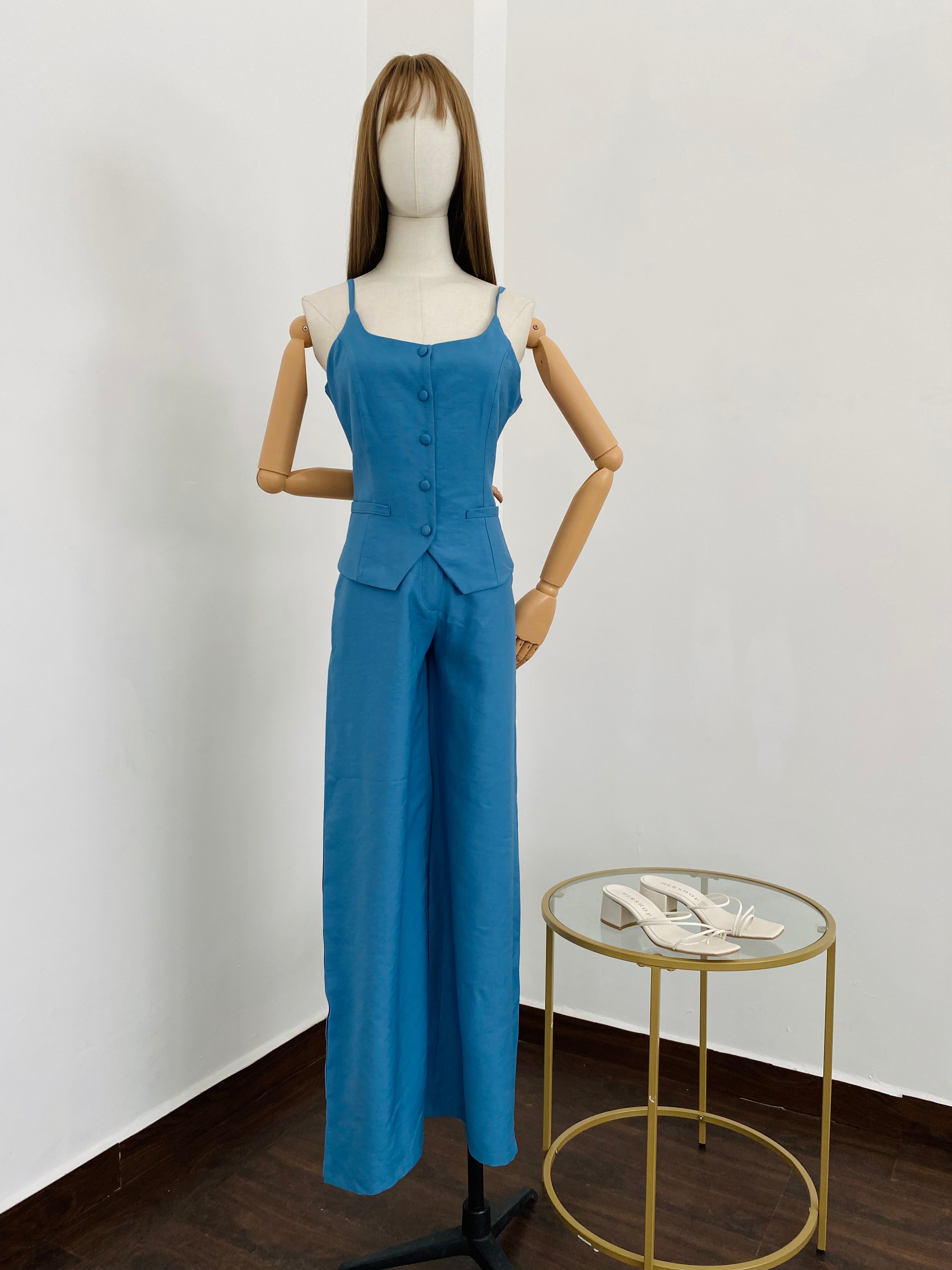 Conjunto chaleco/pantalón