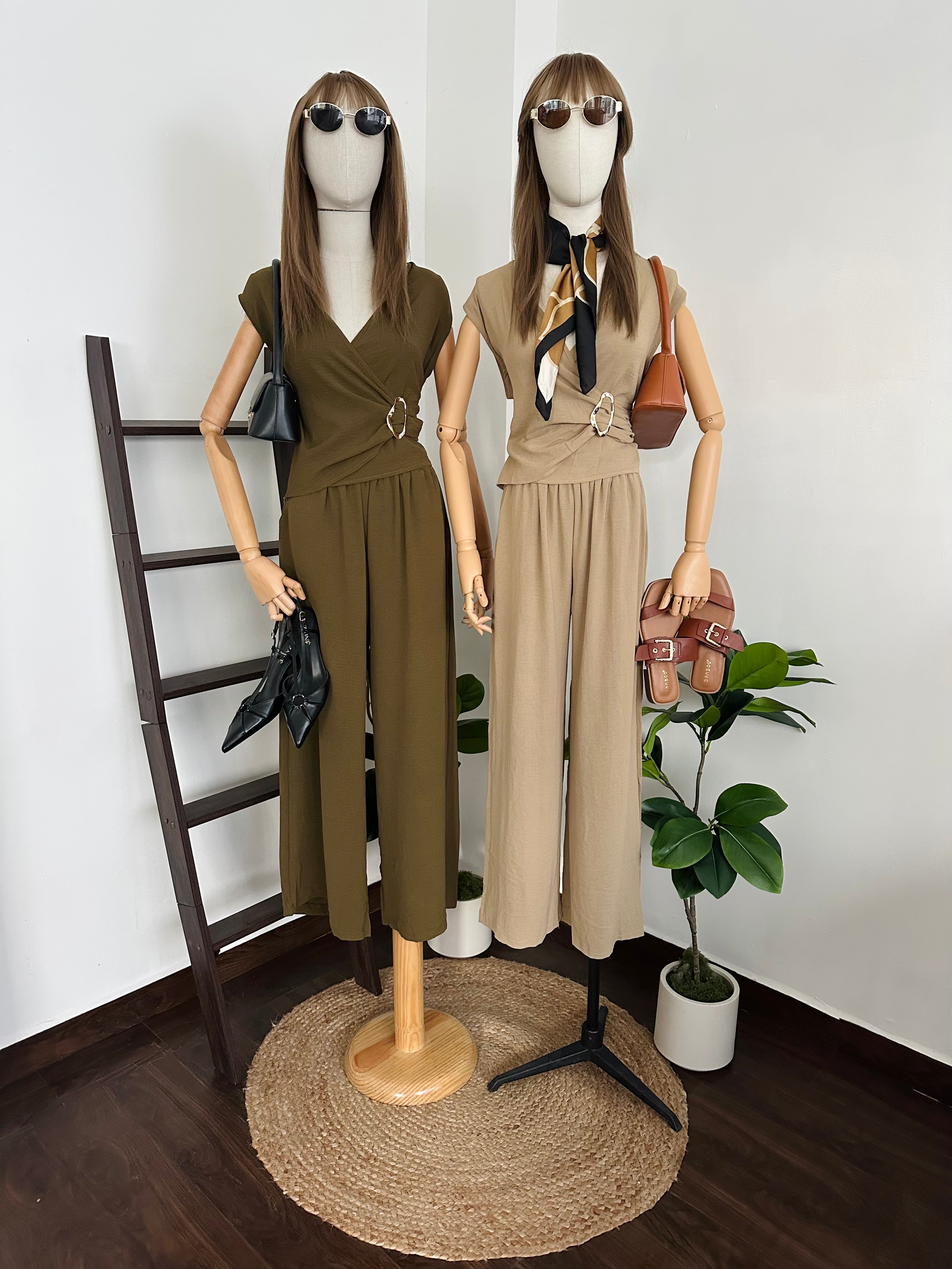 Conjunto c/ broche