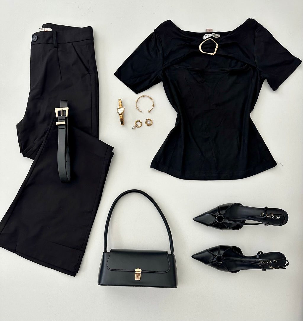 Blusa c/ detalle dorado