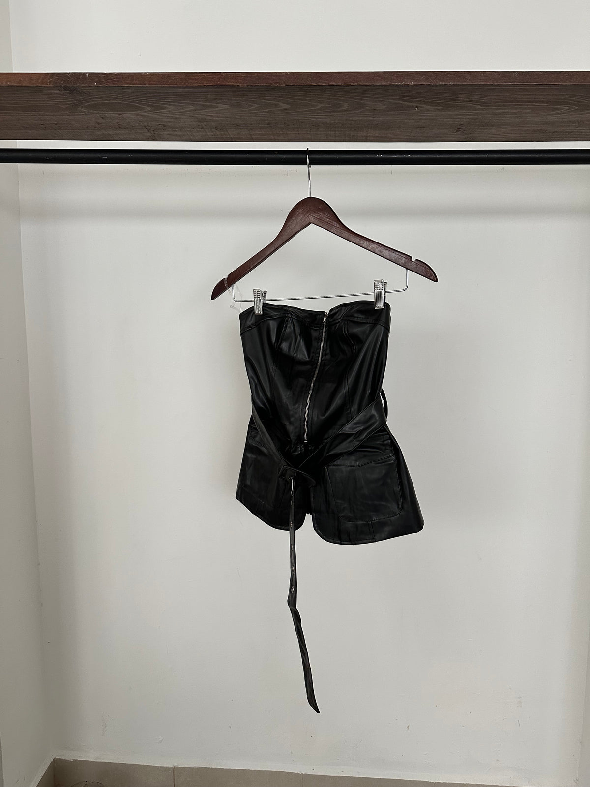Strapless vinipiel