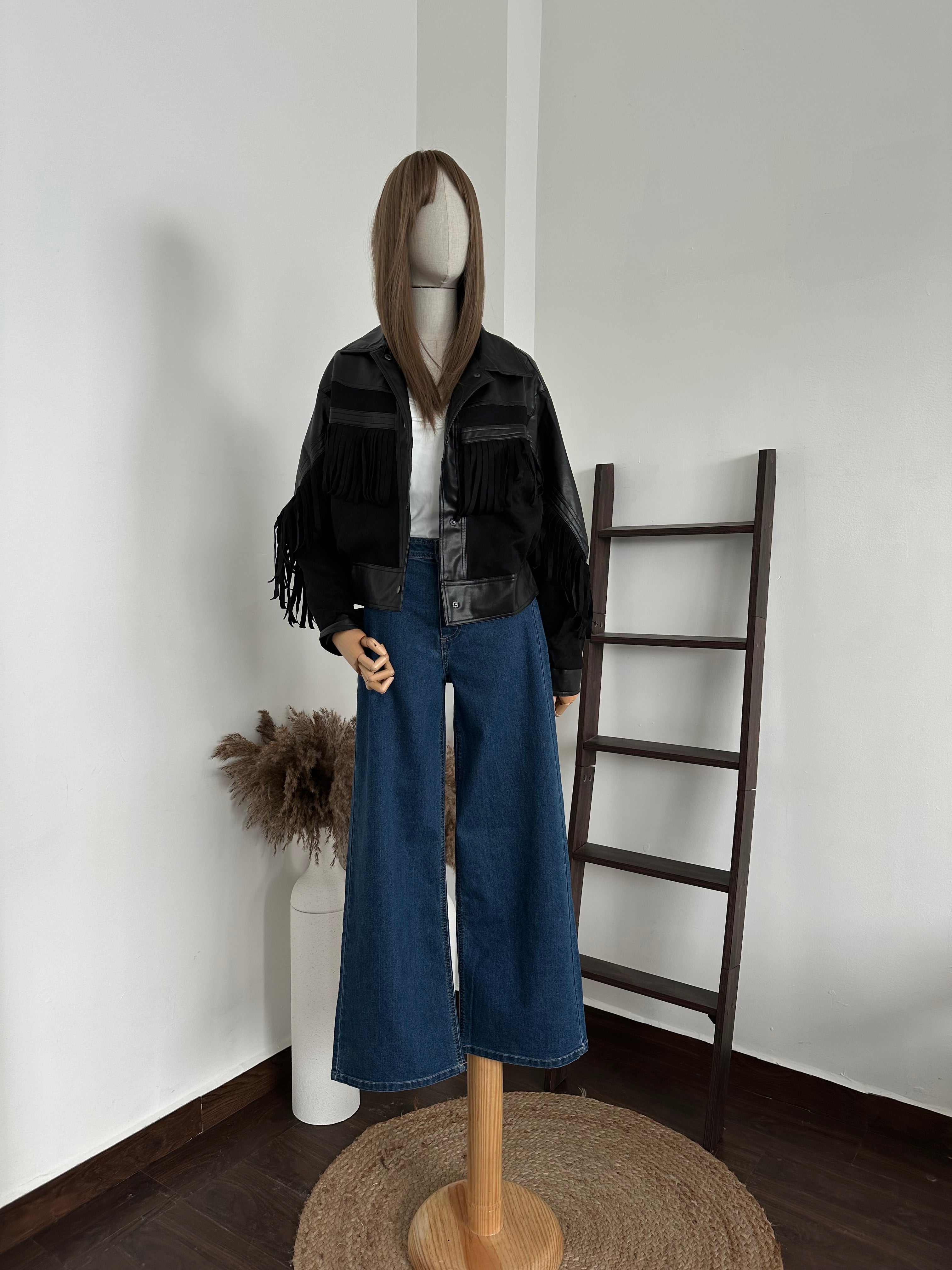 Chamarra de piel c/flecos