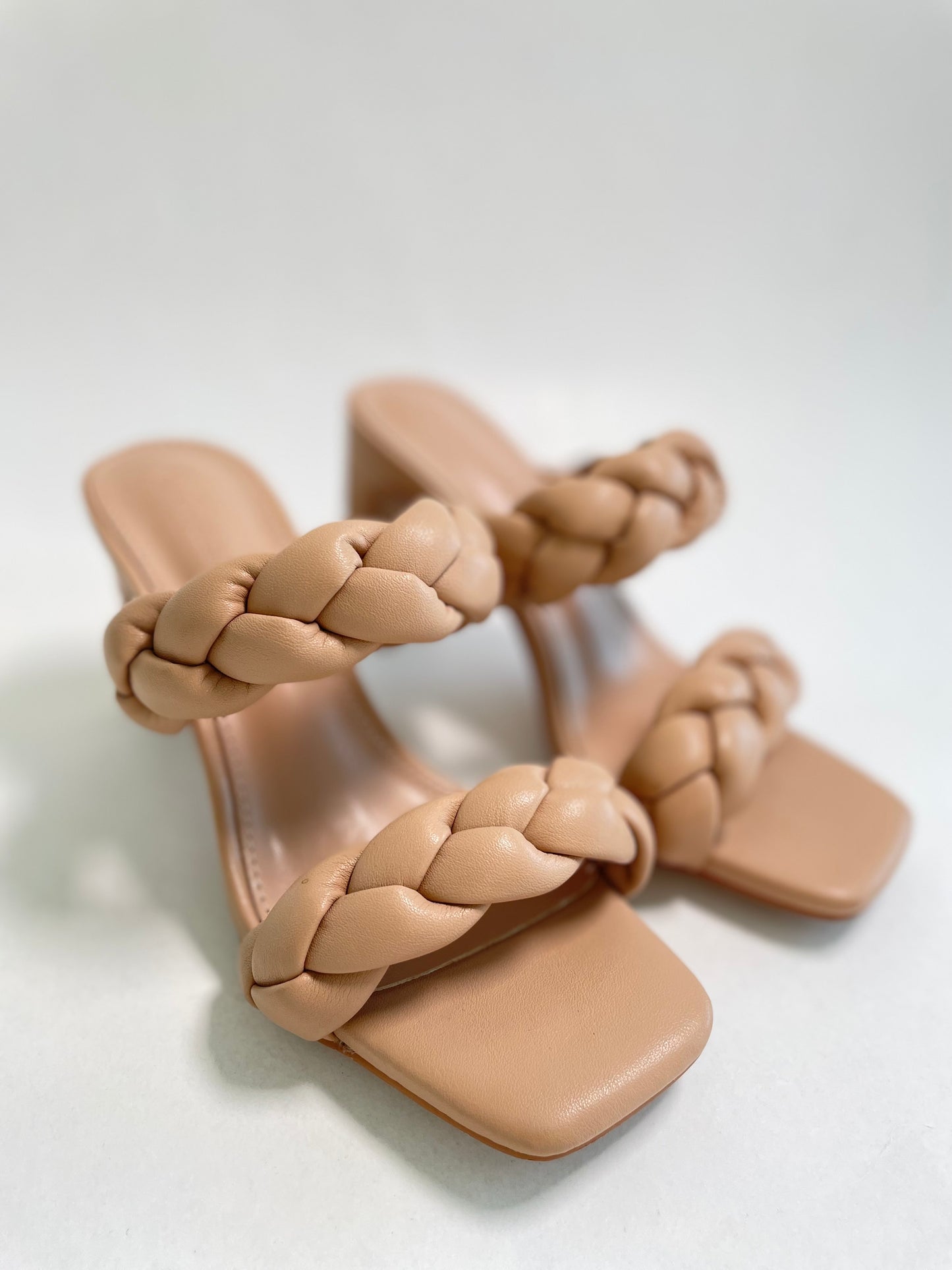 Zapatillas de trenza beige