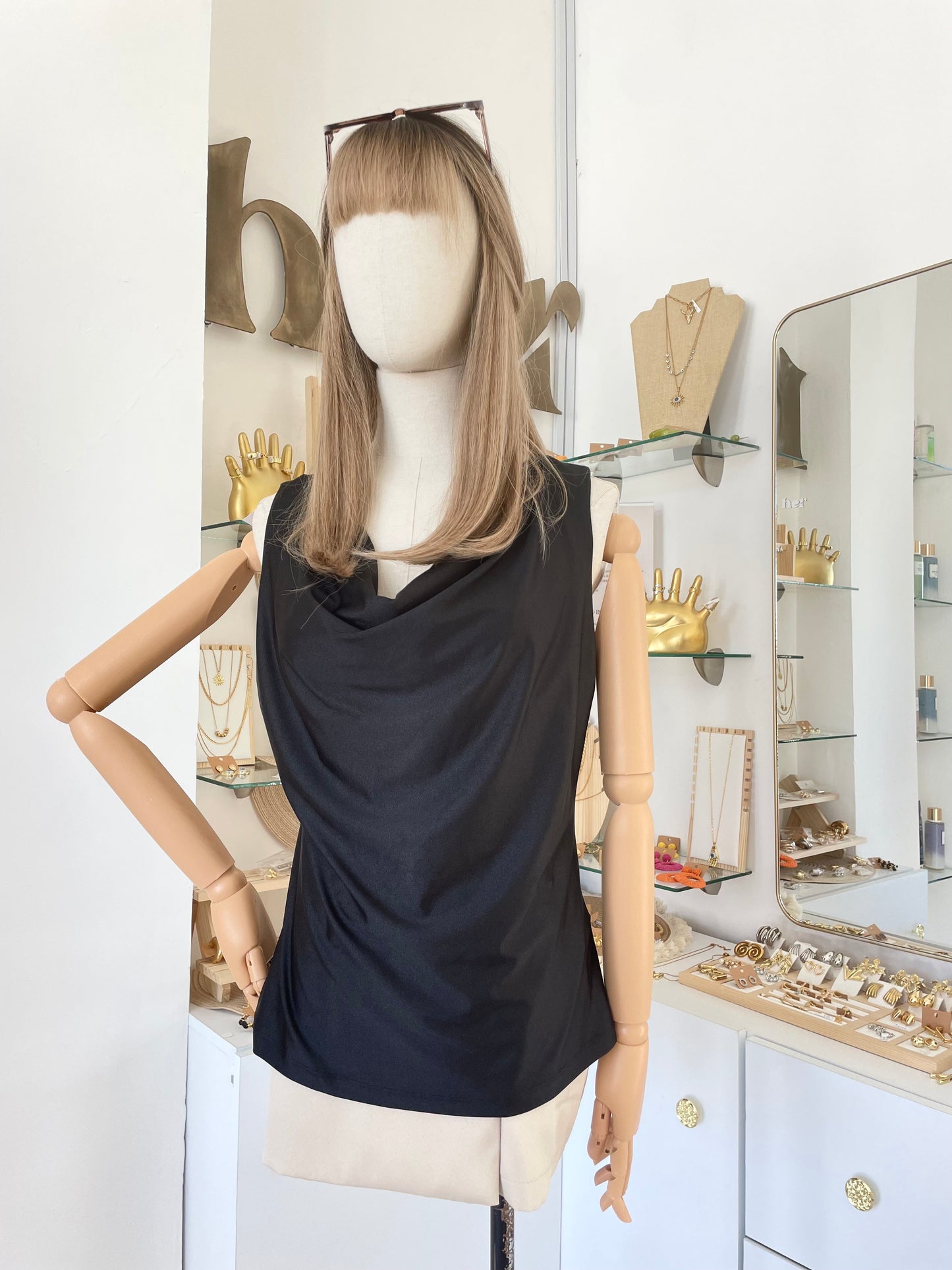 Blusa con cuello caído