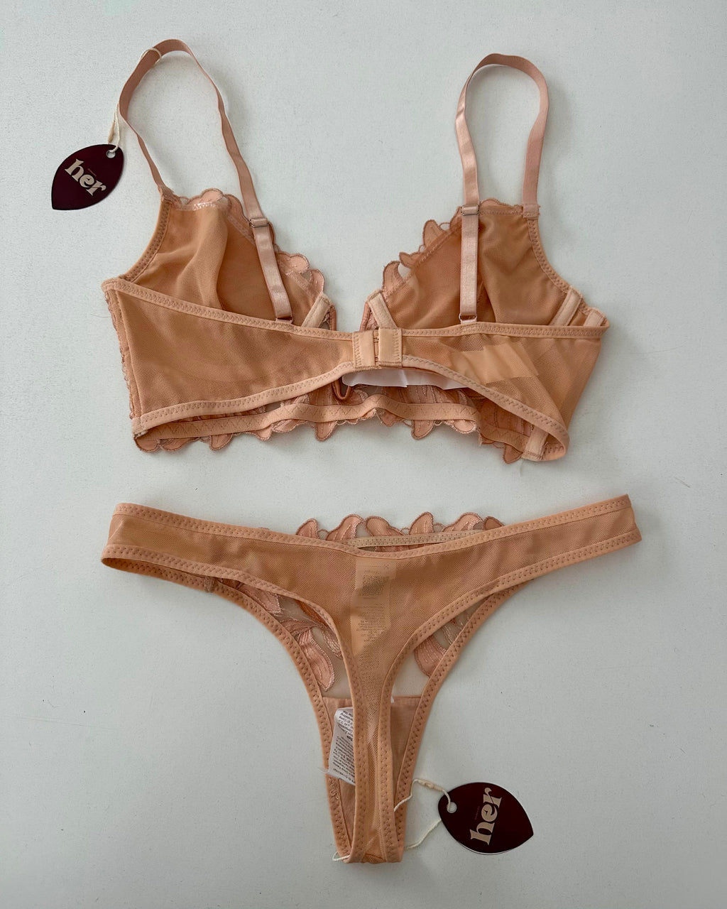Set mesh con bordado