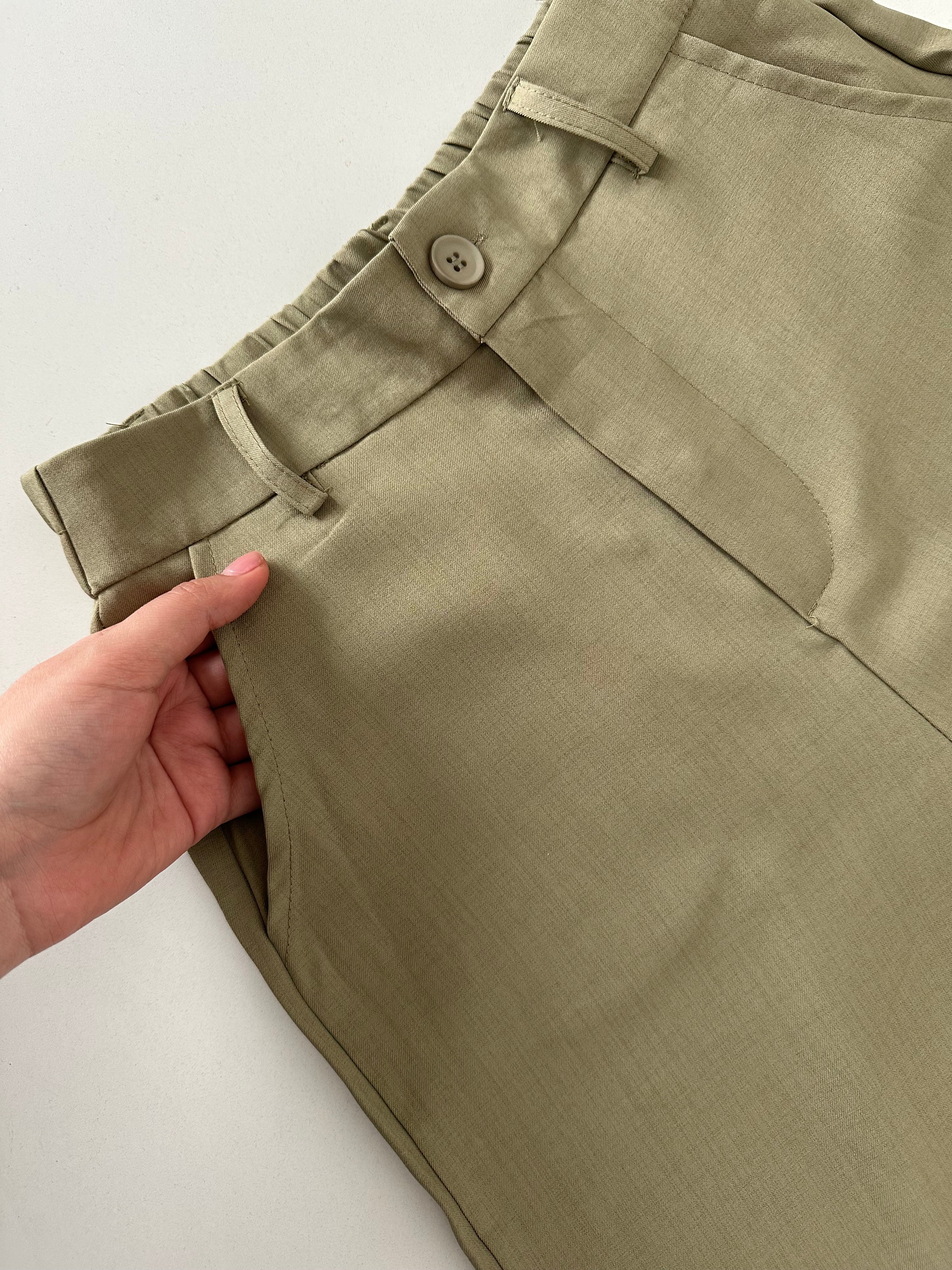 Pantalón verde olivo