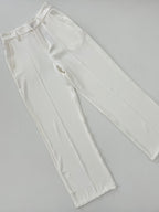 Pantalón recto con pinza frontal