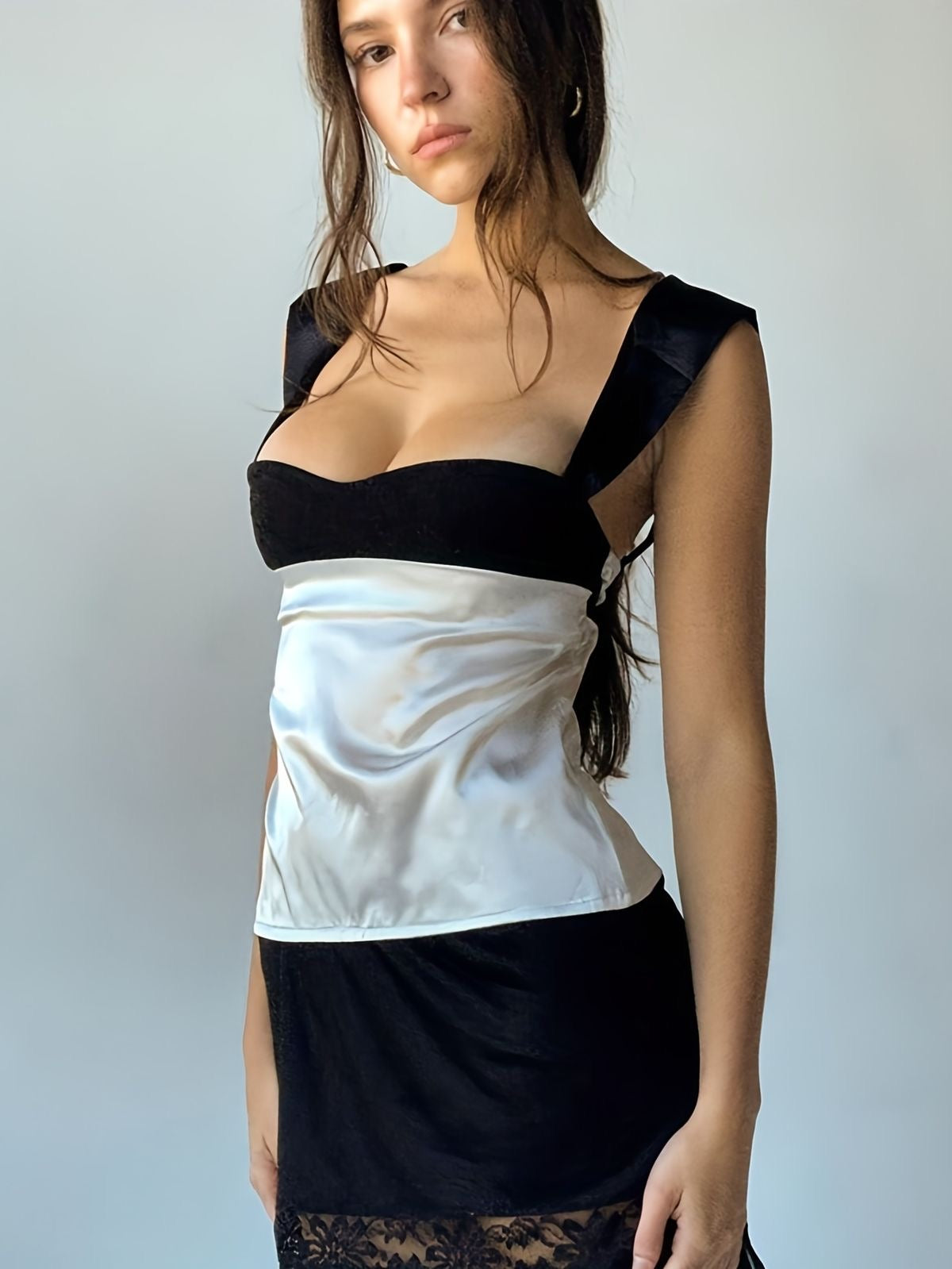 Blusa satinada b&w