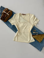 Blusa básica cuadrada
