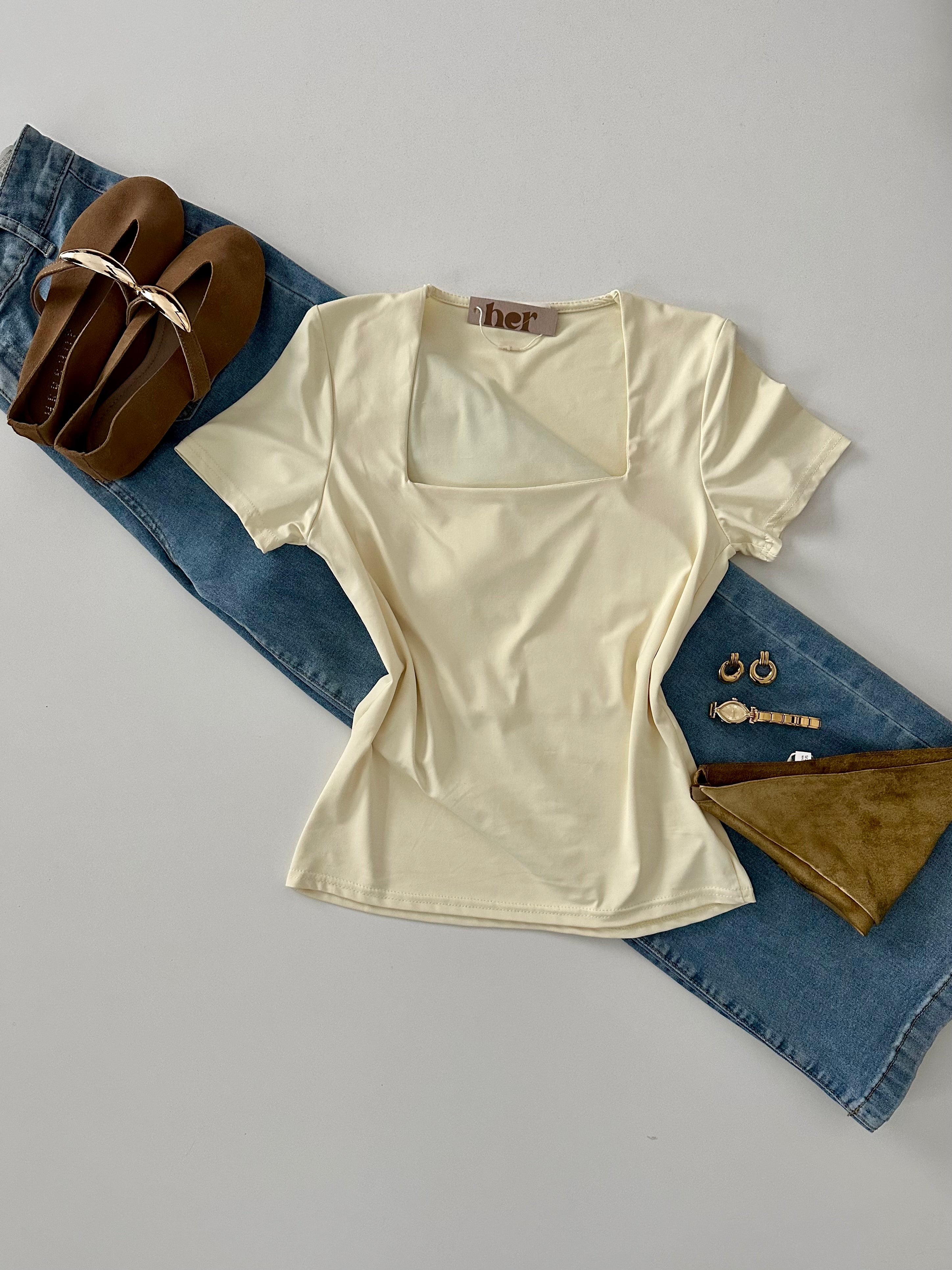 Blusa básica cuadrada