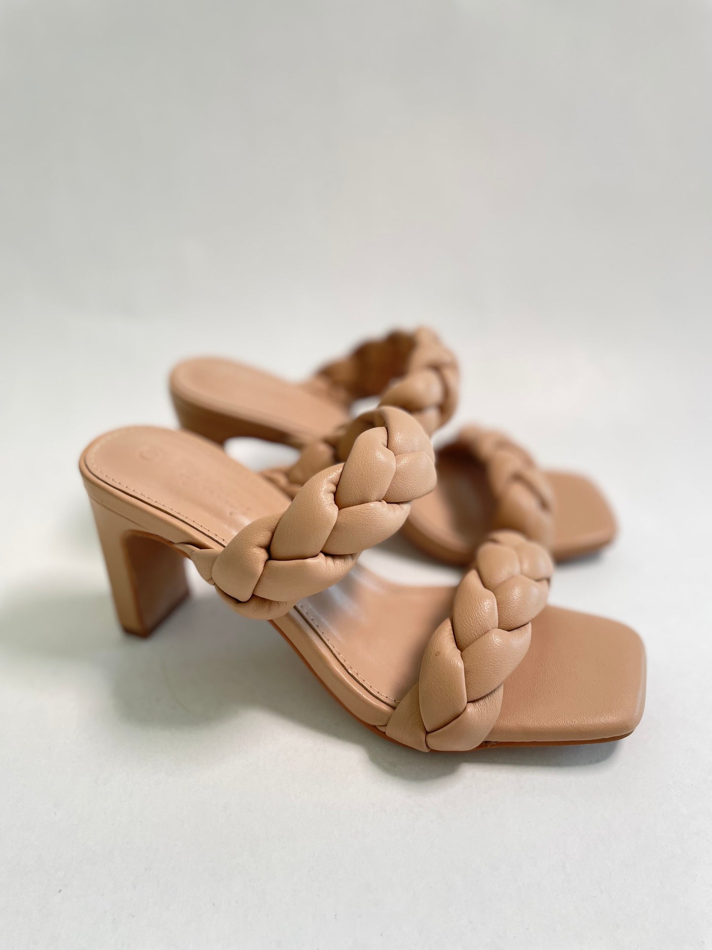 Zapatillas de trenza beige