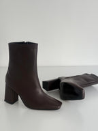 Botin corto “ HERSHOP”