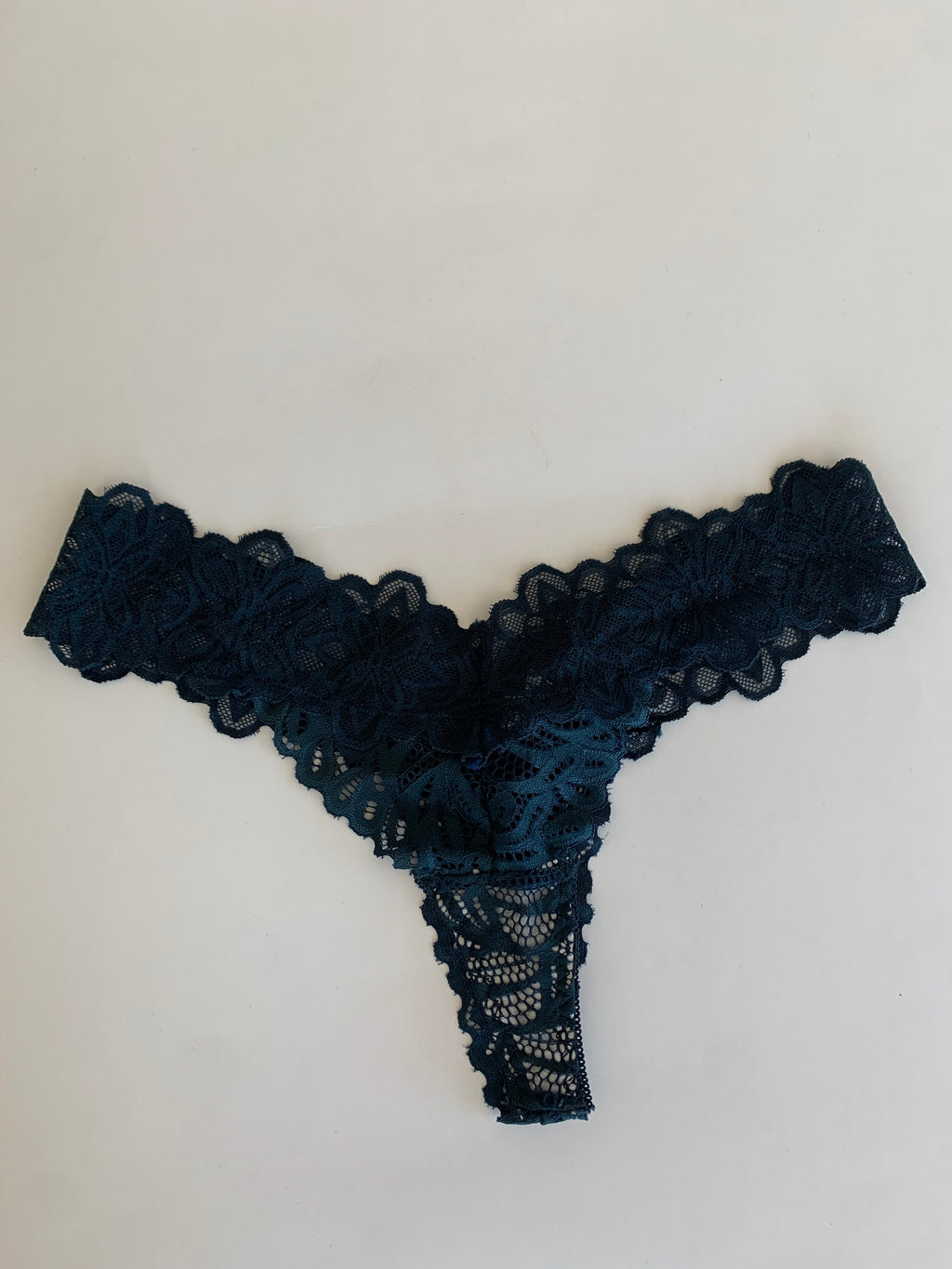 Tanga de encaje