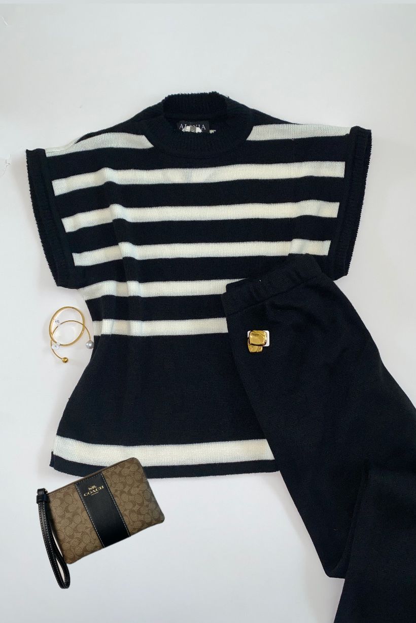 Striped set