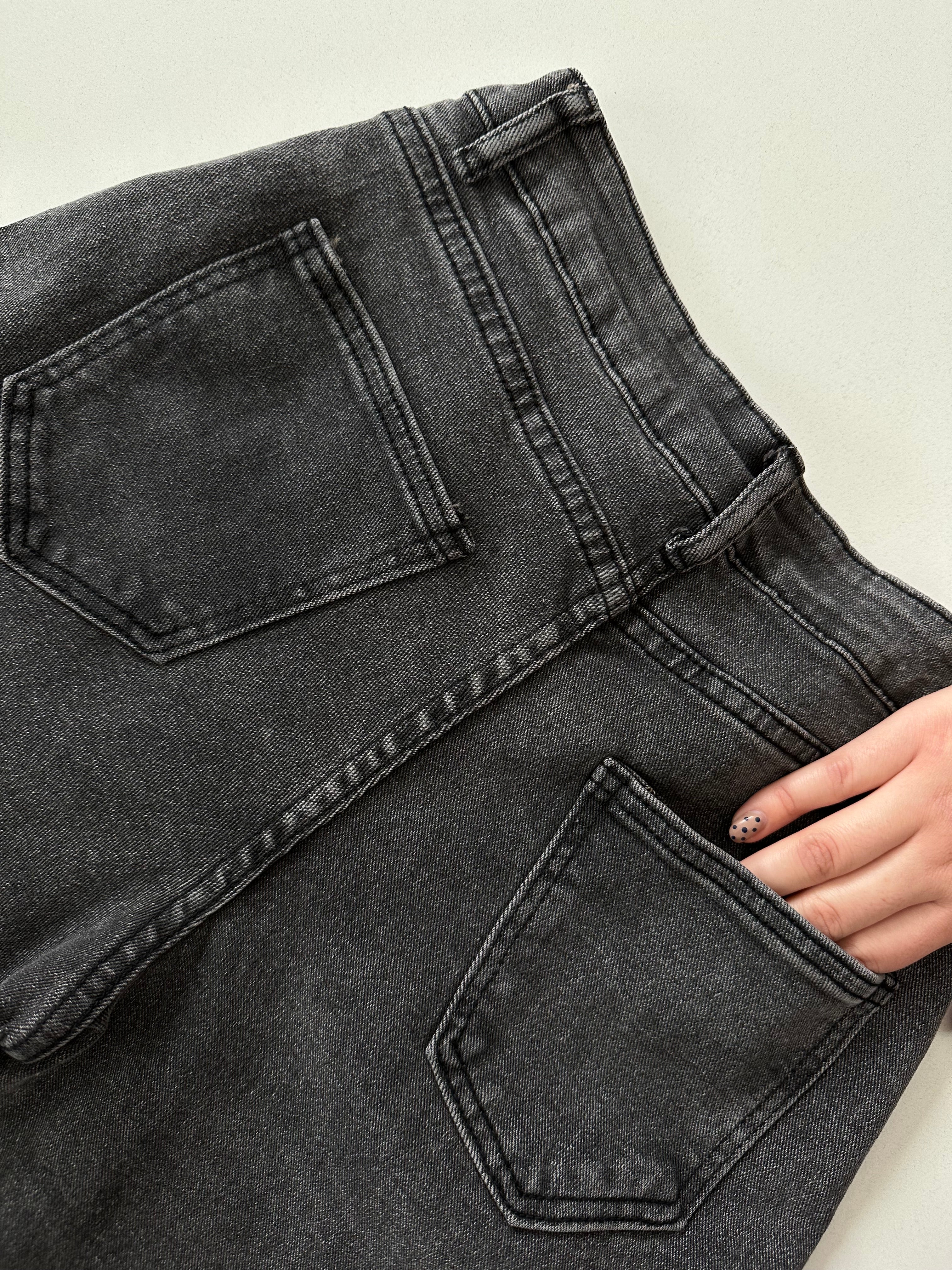 Pantalón de brillos