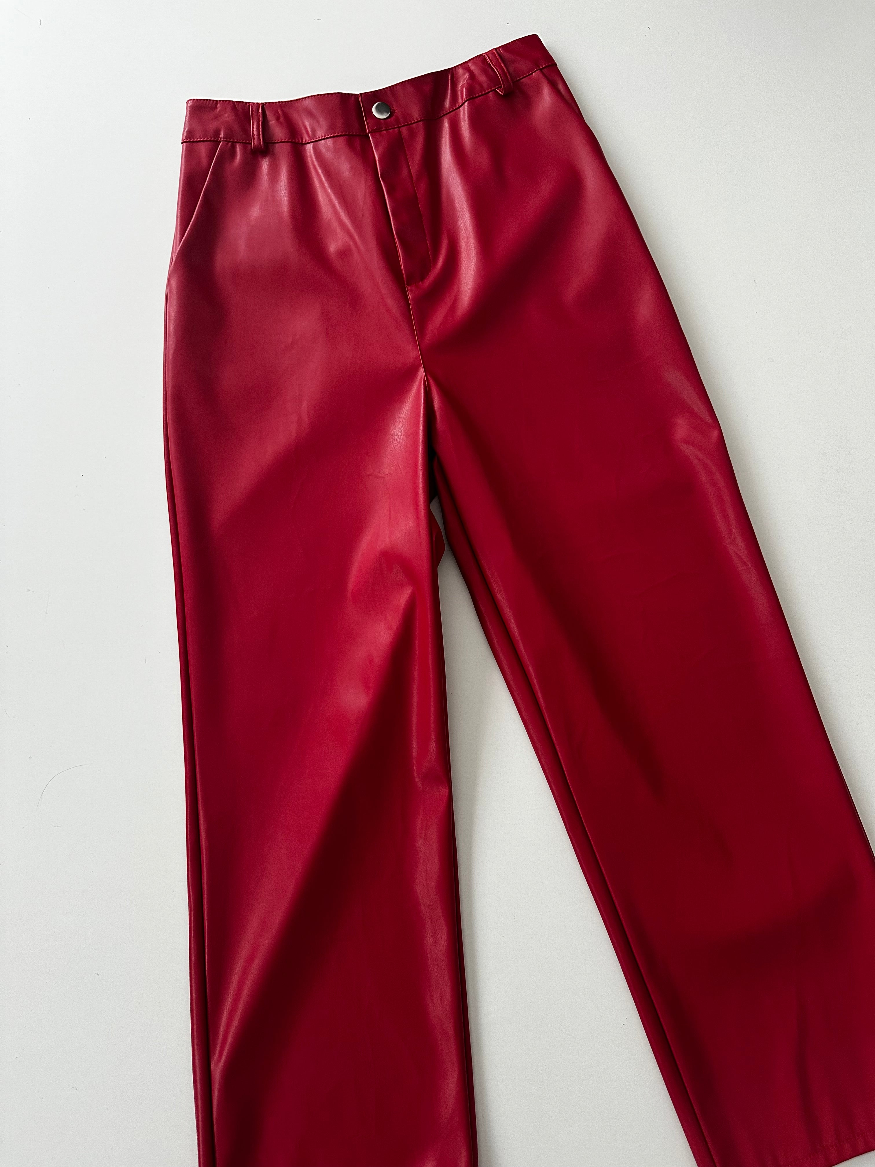 Pantalón vinipiel cherry