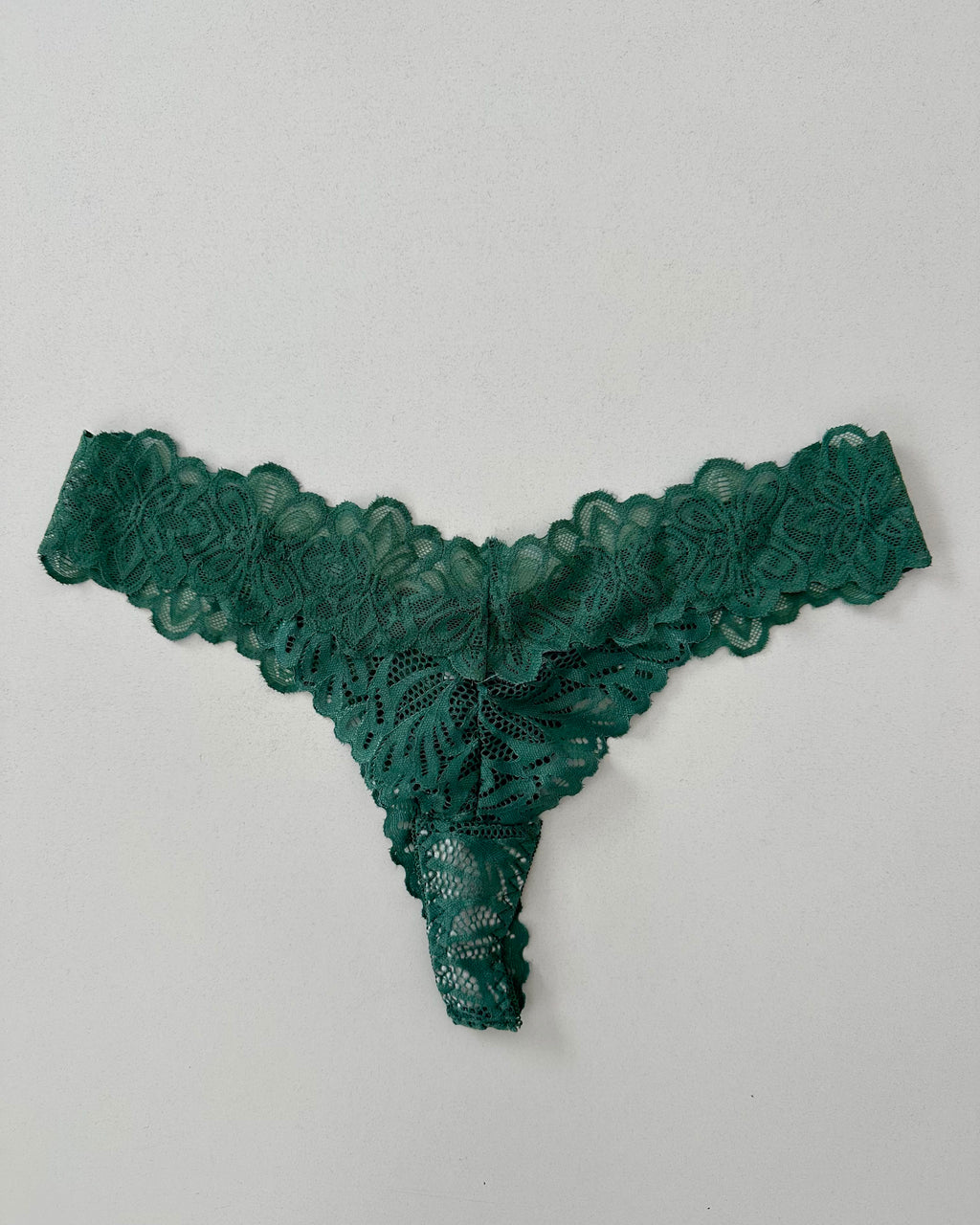 Tanga de encaje