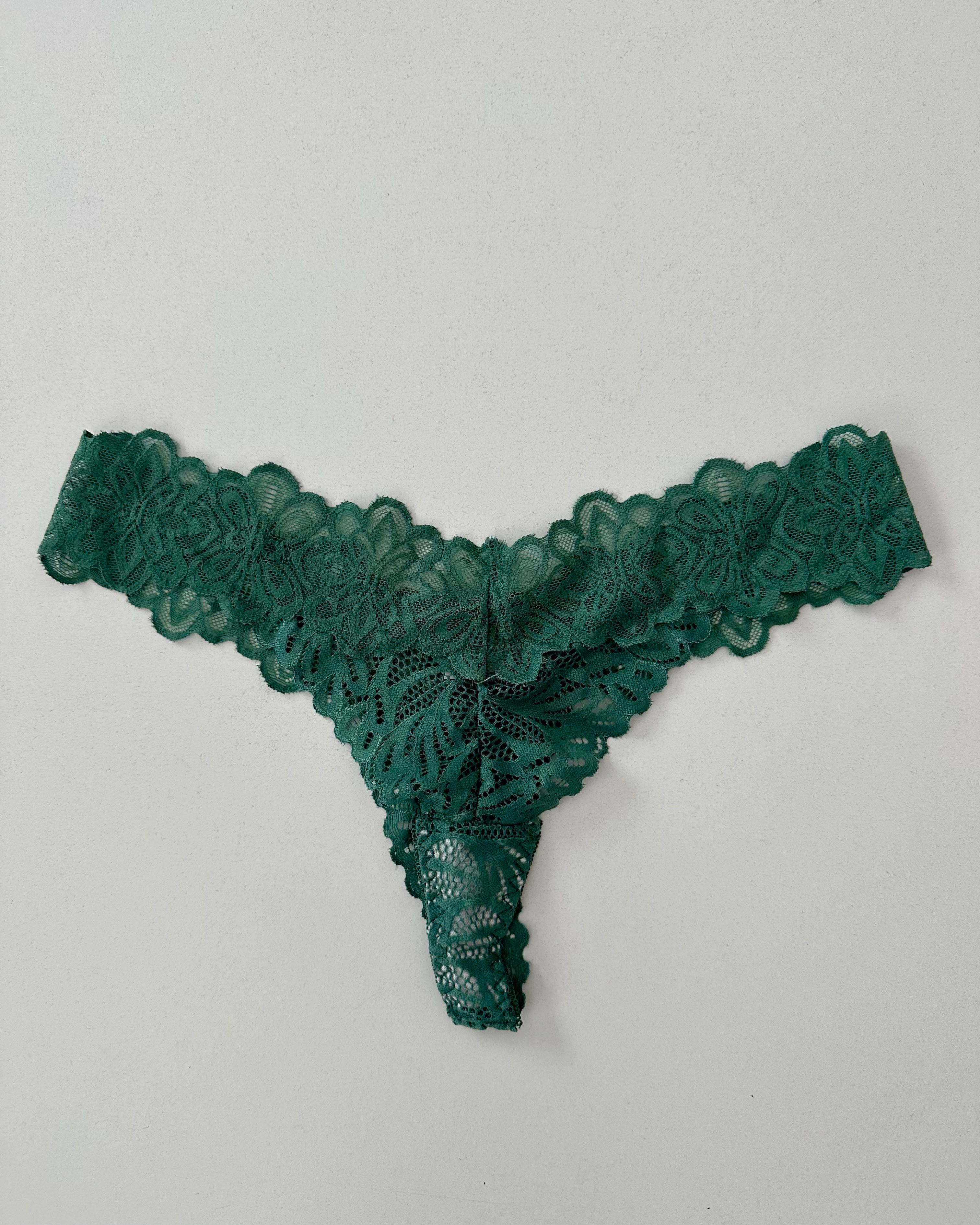 Tanga de encaje