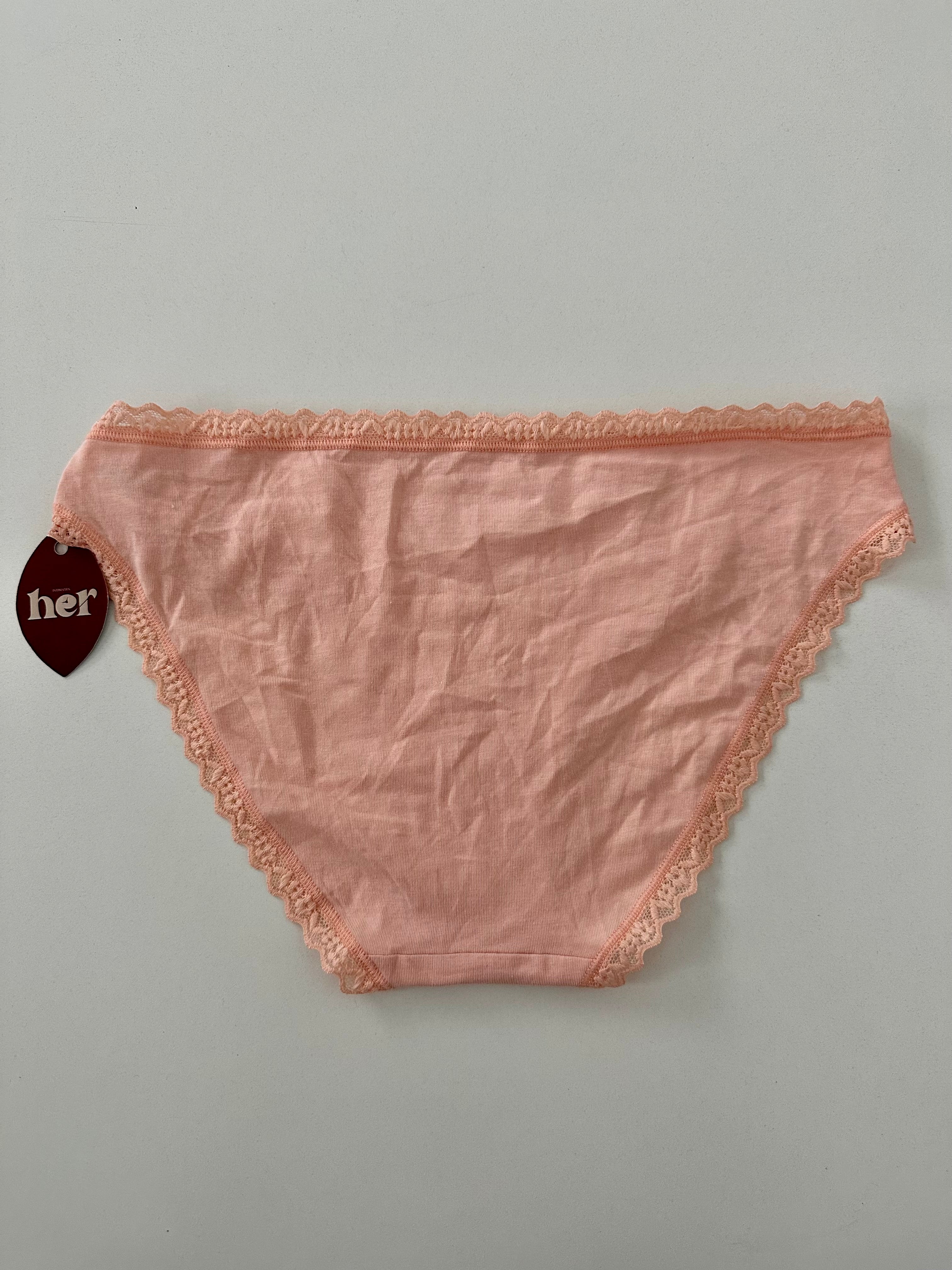 Pantie c/encaje