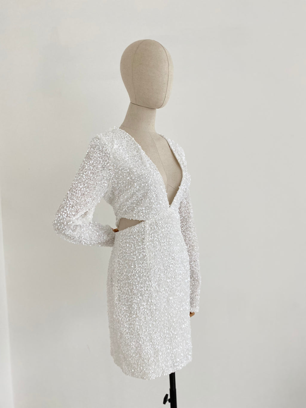 Vestido con abertura