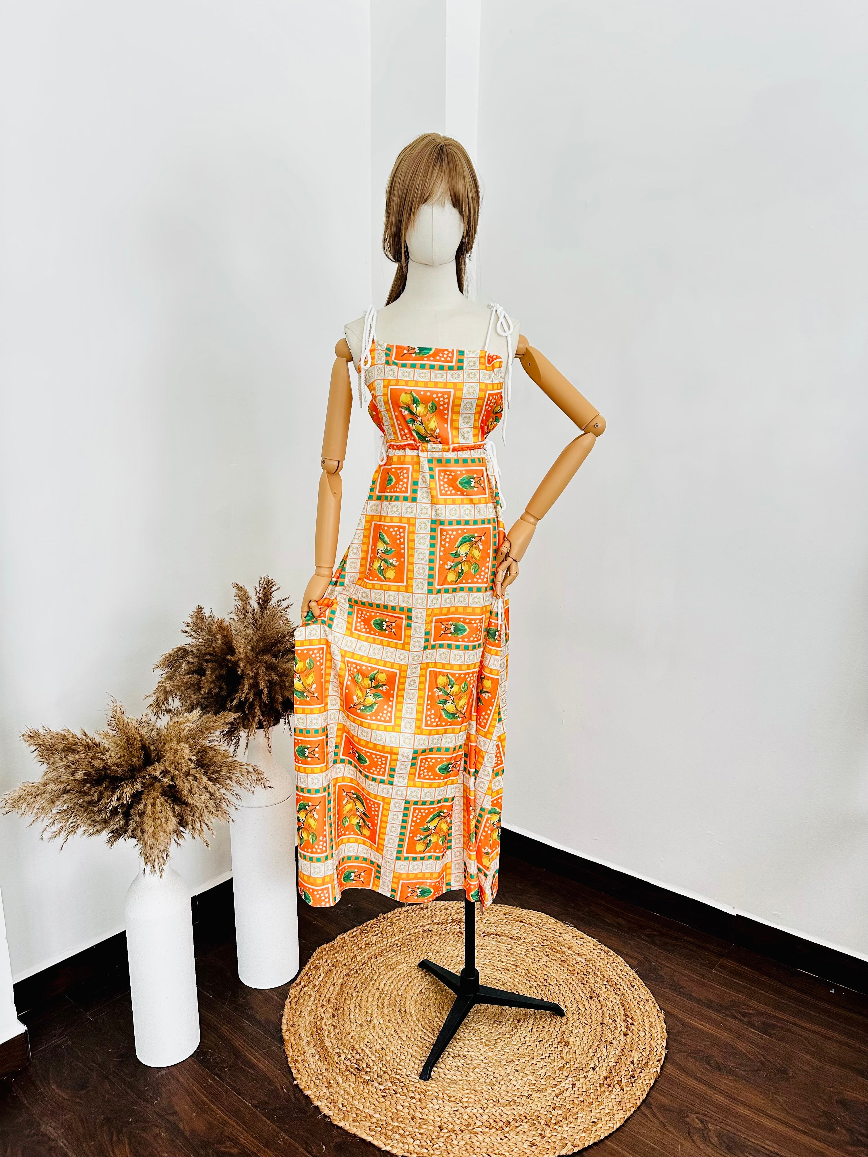 Vestido estampado c/cordones