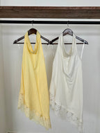 Blusa Halter con encaje