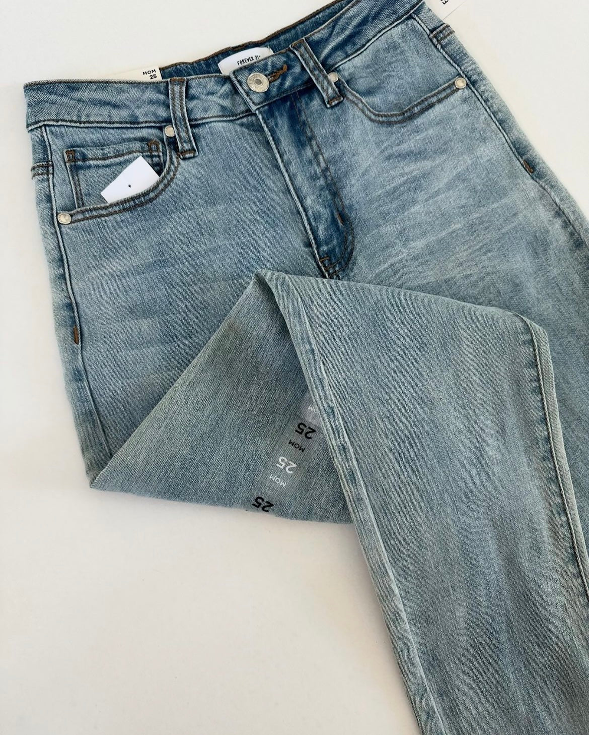 Mom high-rise jeans F21