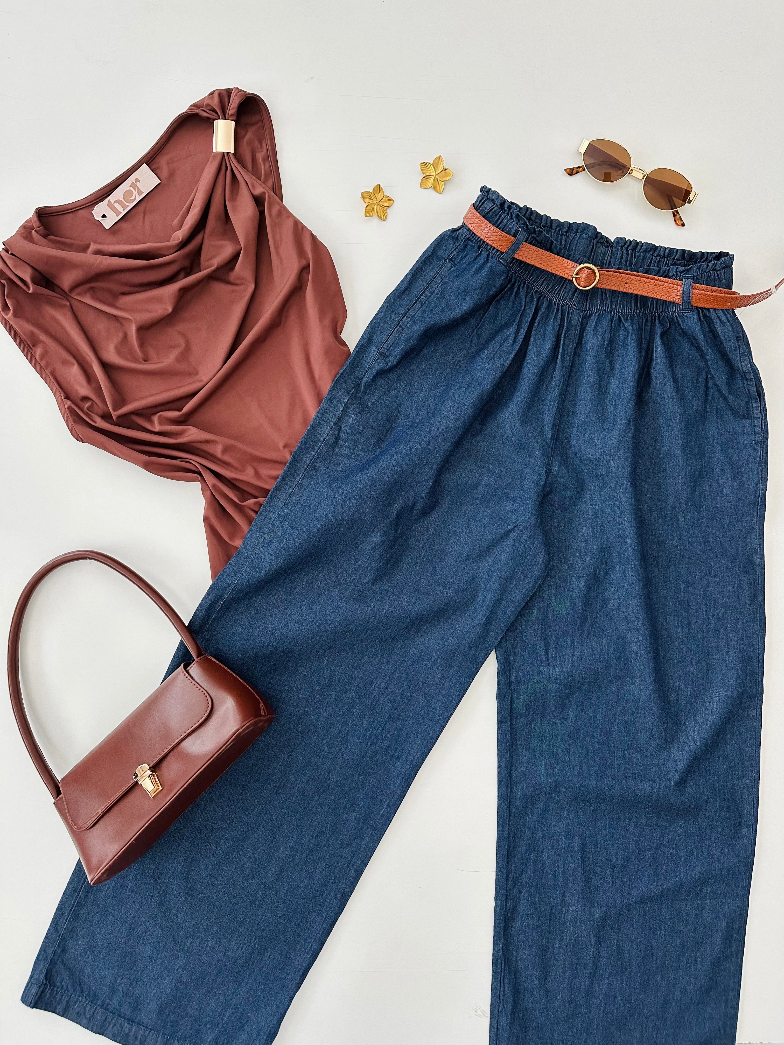 Pantalón denim con cinto
