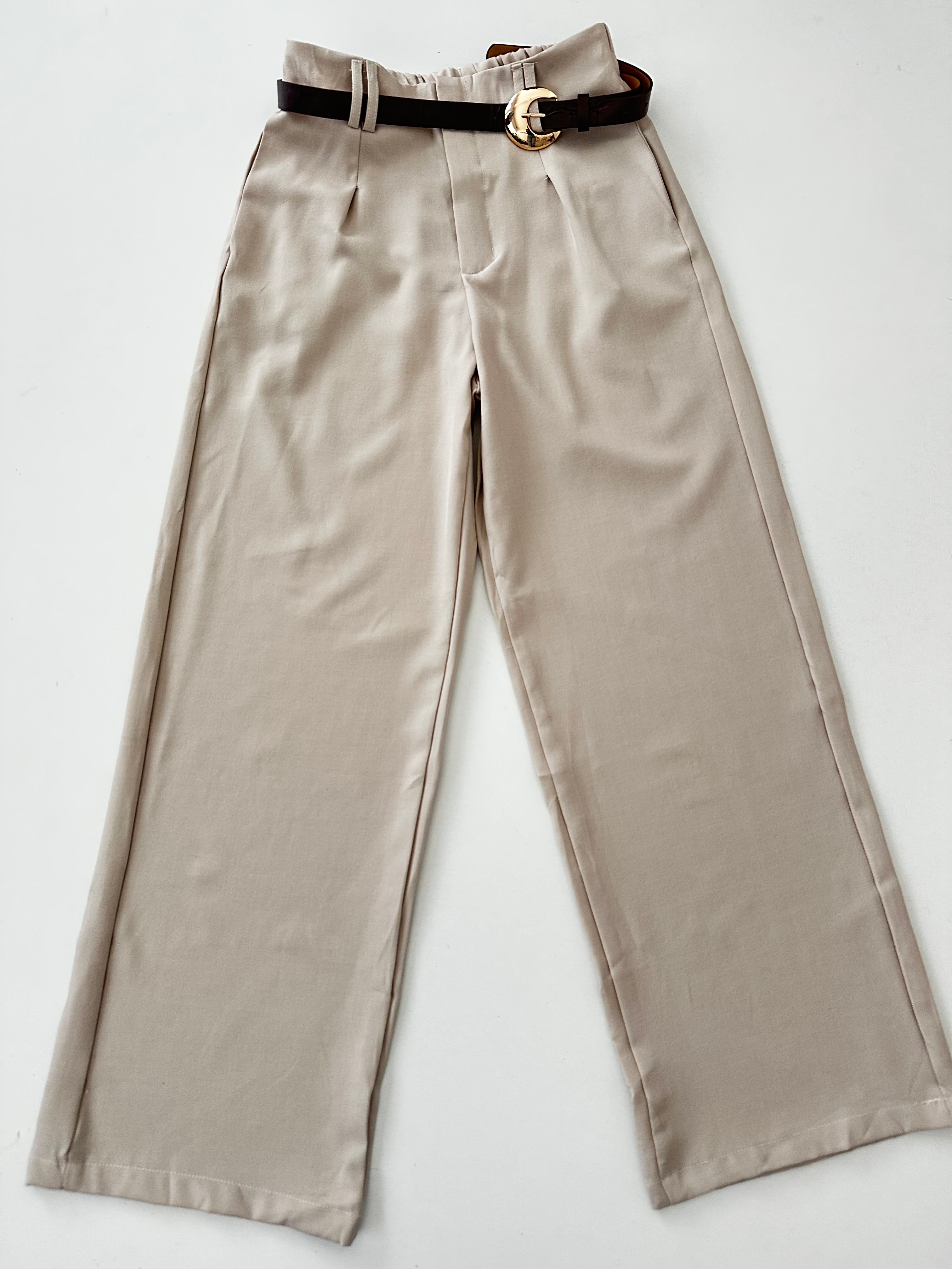 Pantalón con cinto