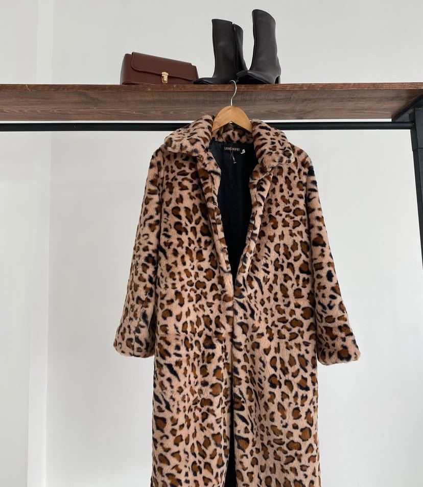 Abrigo animal print
