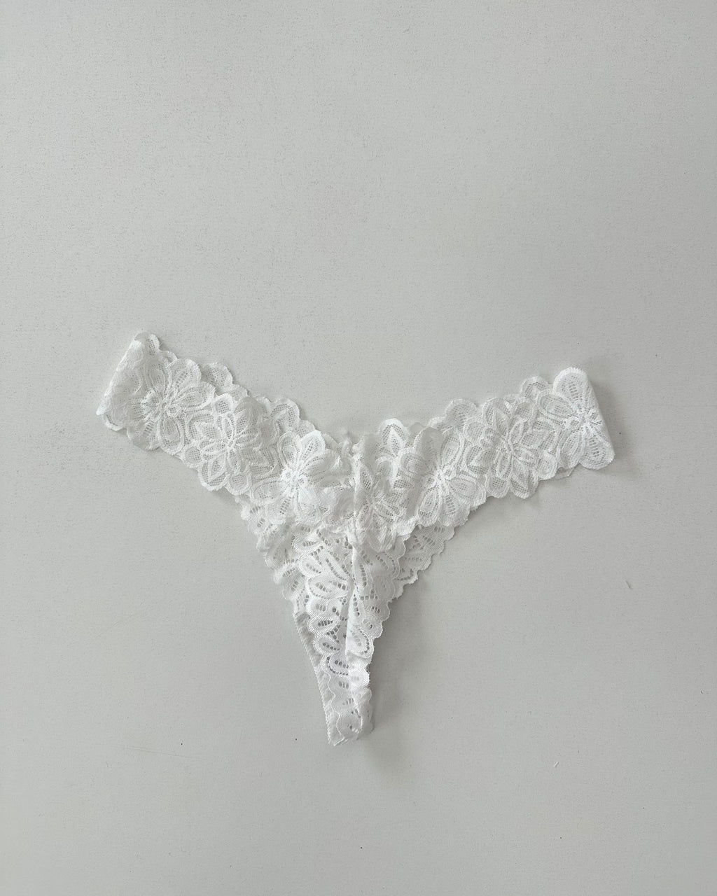 Tanga de encaje