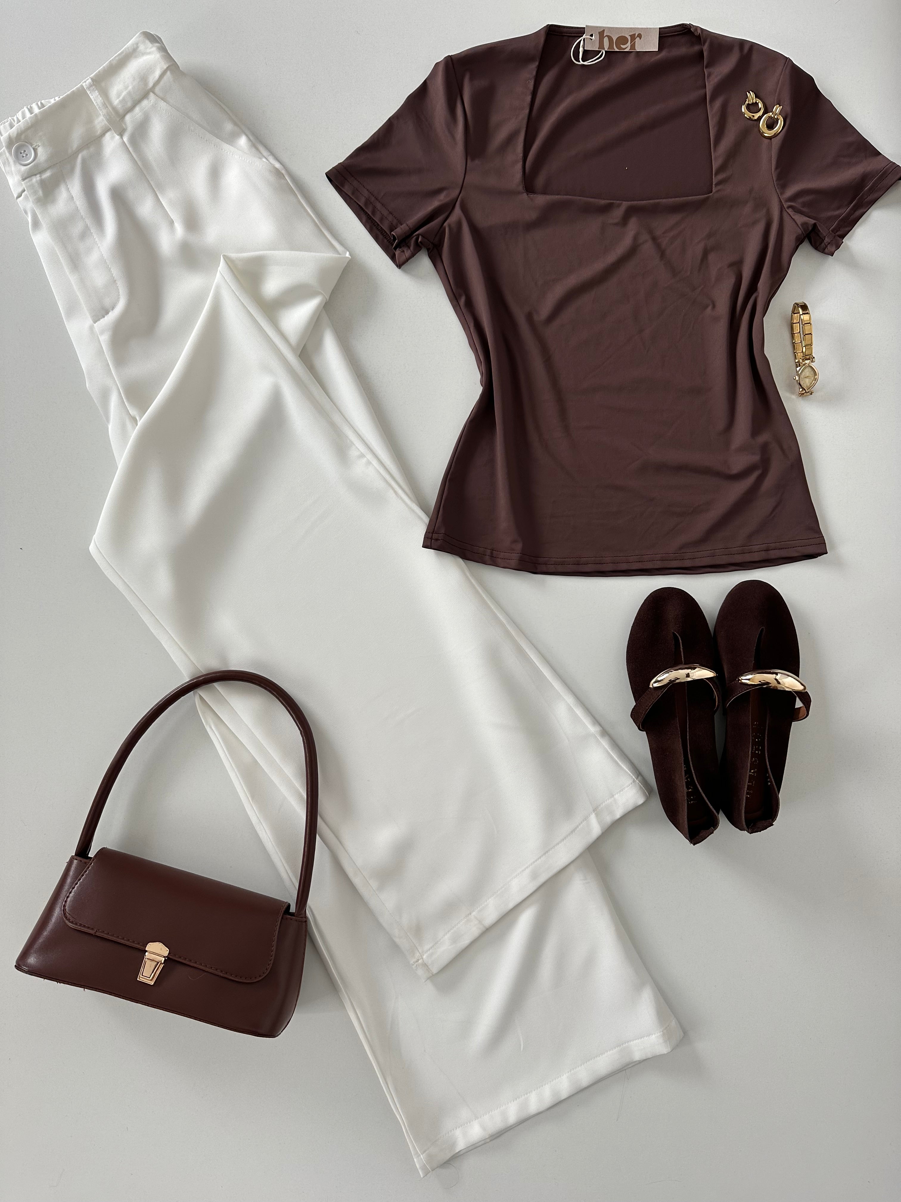 Blusa básica cuadrada