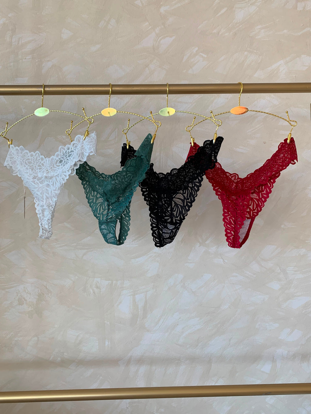 Tanga de encaje