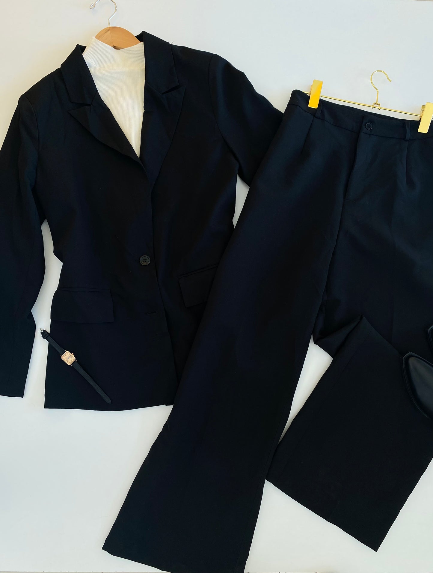 Conjunto blzr/pantalón negro