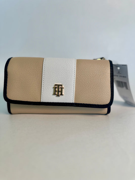 Cartera •TOMMY HILFIGER•