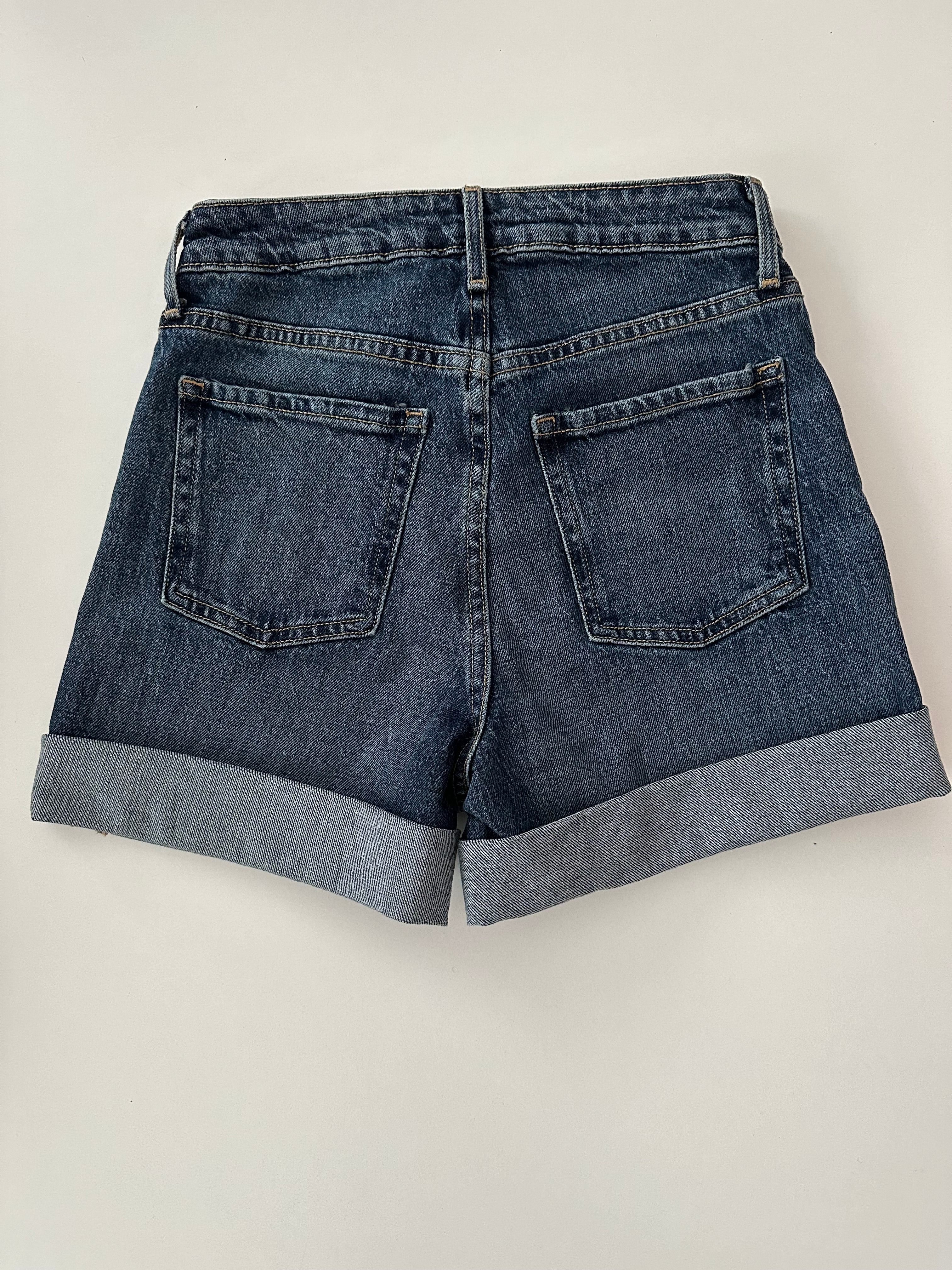 Short wide leg