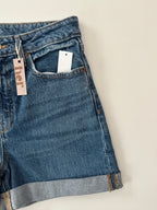 Short wide leg