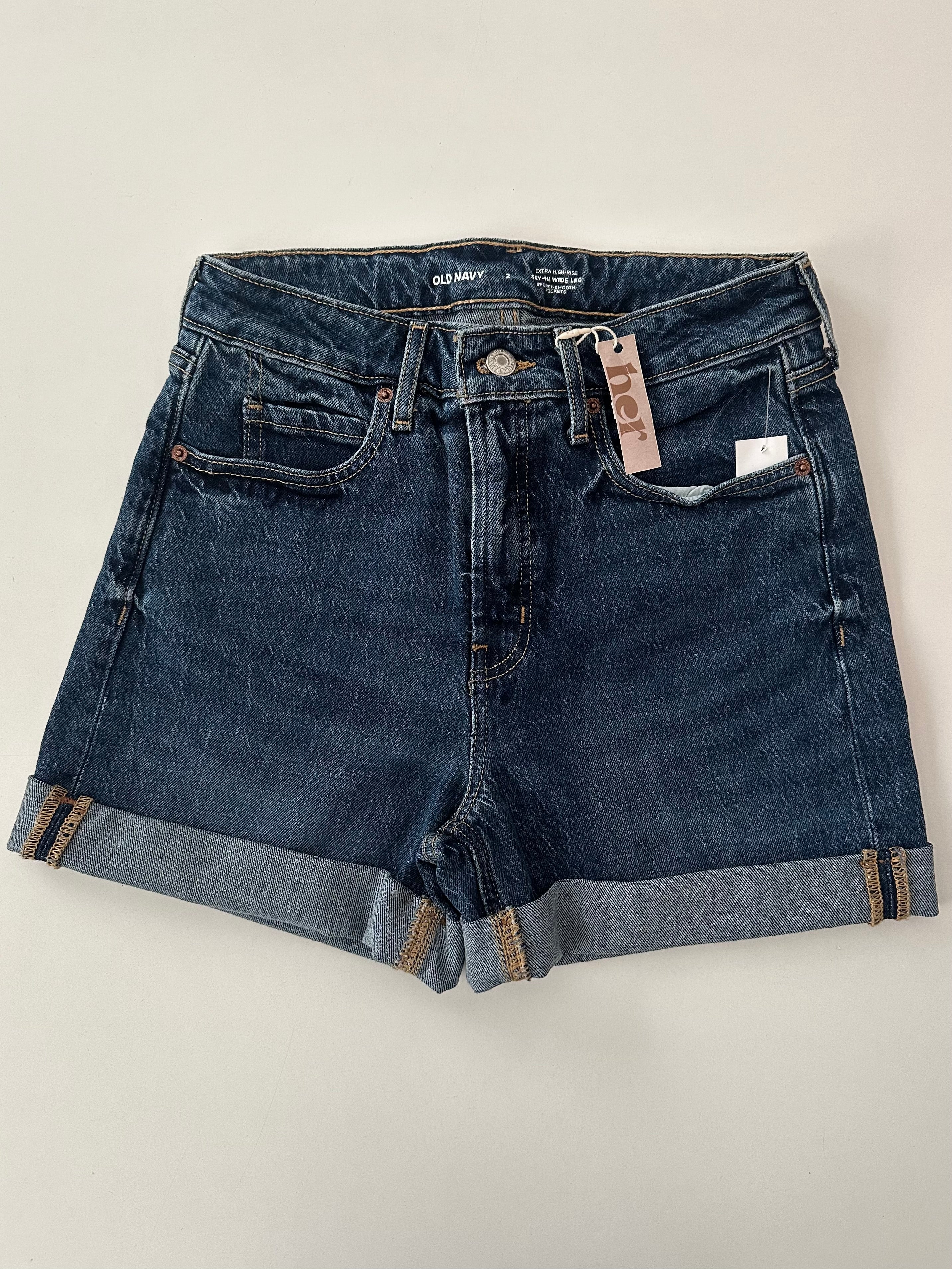 Short wide leg