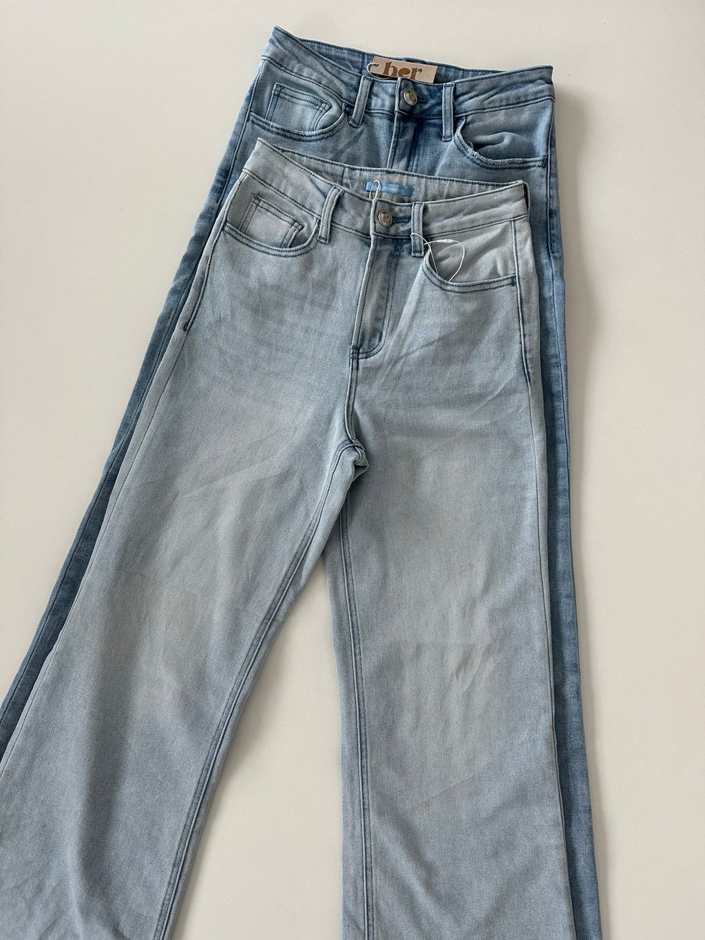Jeans raw hem