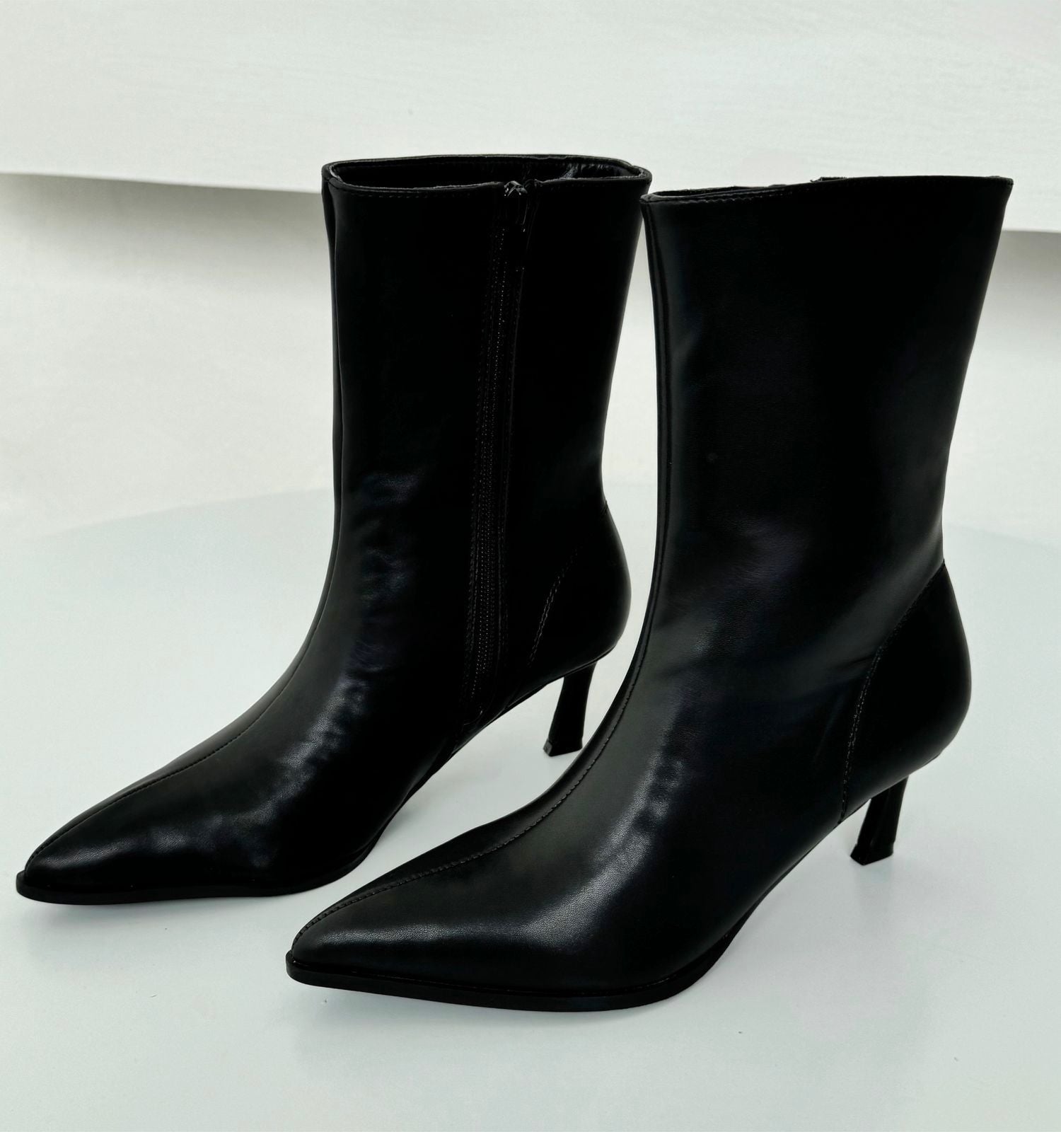 Botines tacón de aguja