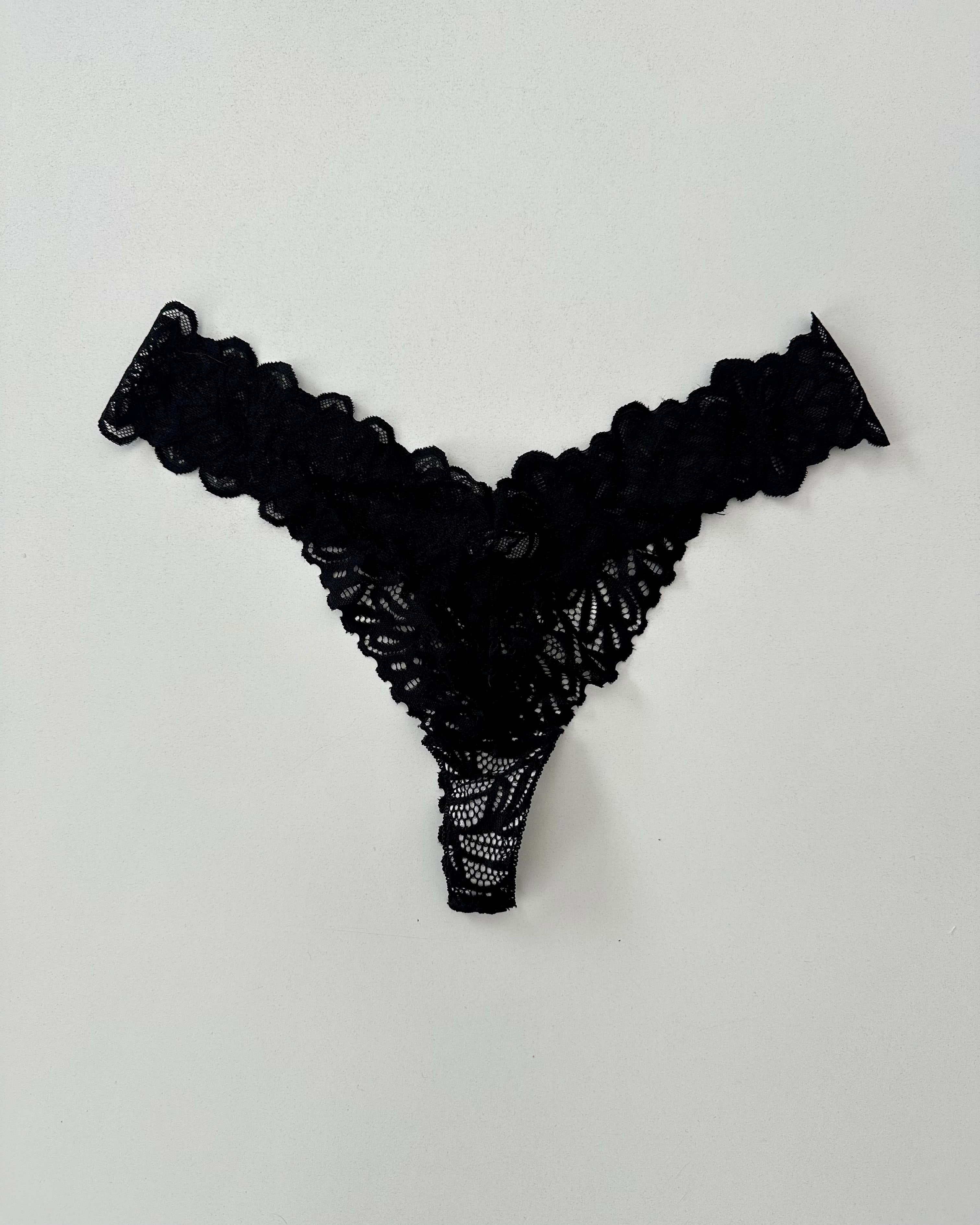 Tanga de encaje