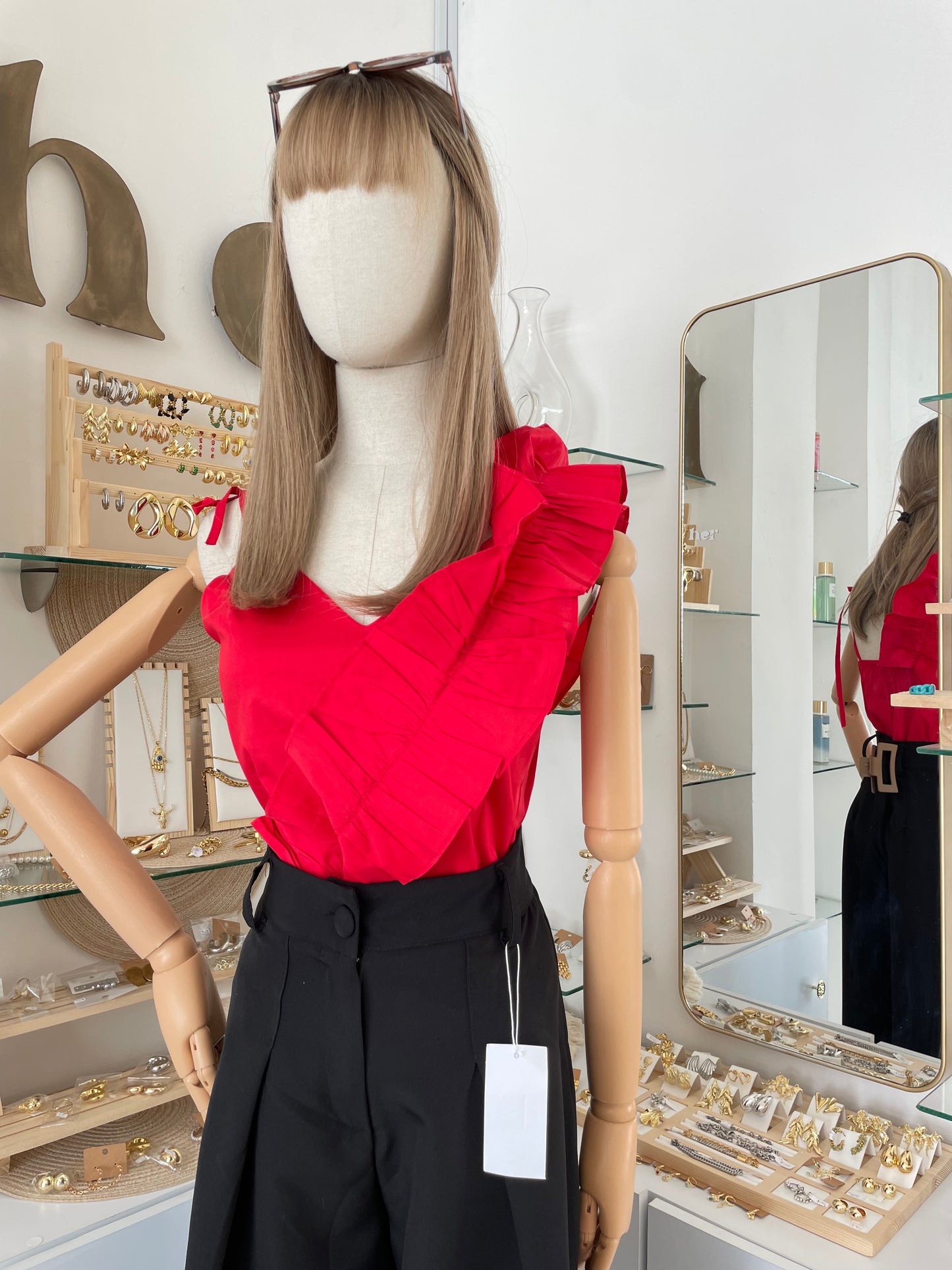 Blusa roja floral