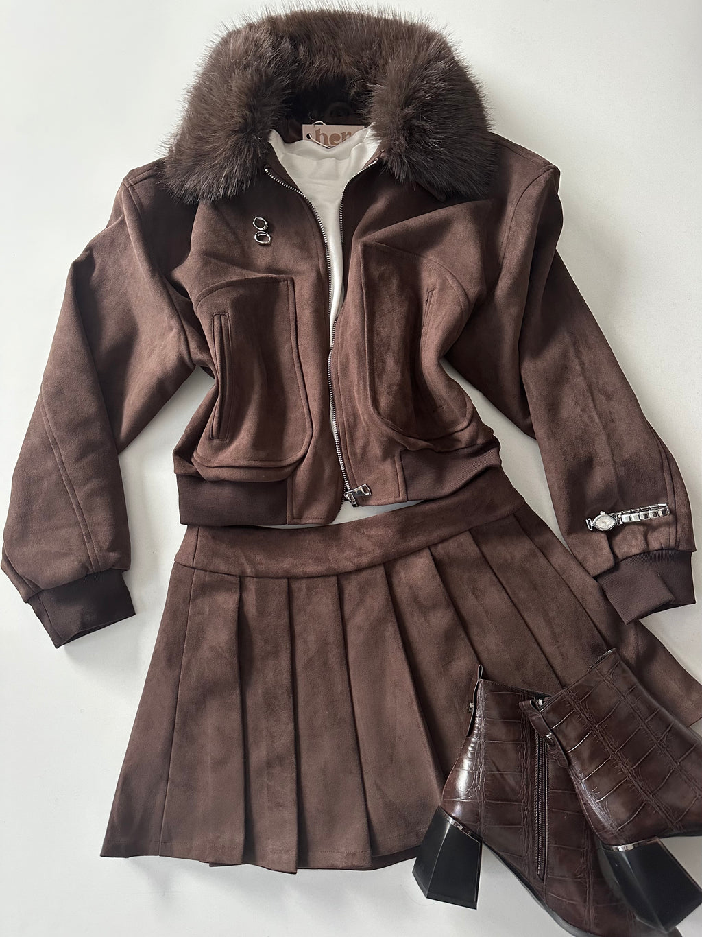 Falda tableada c/short