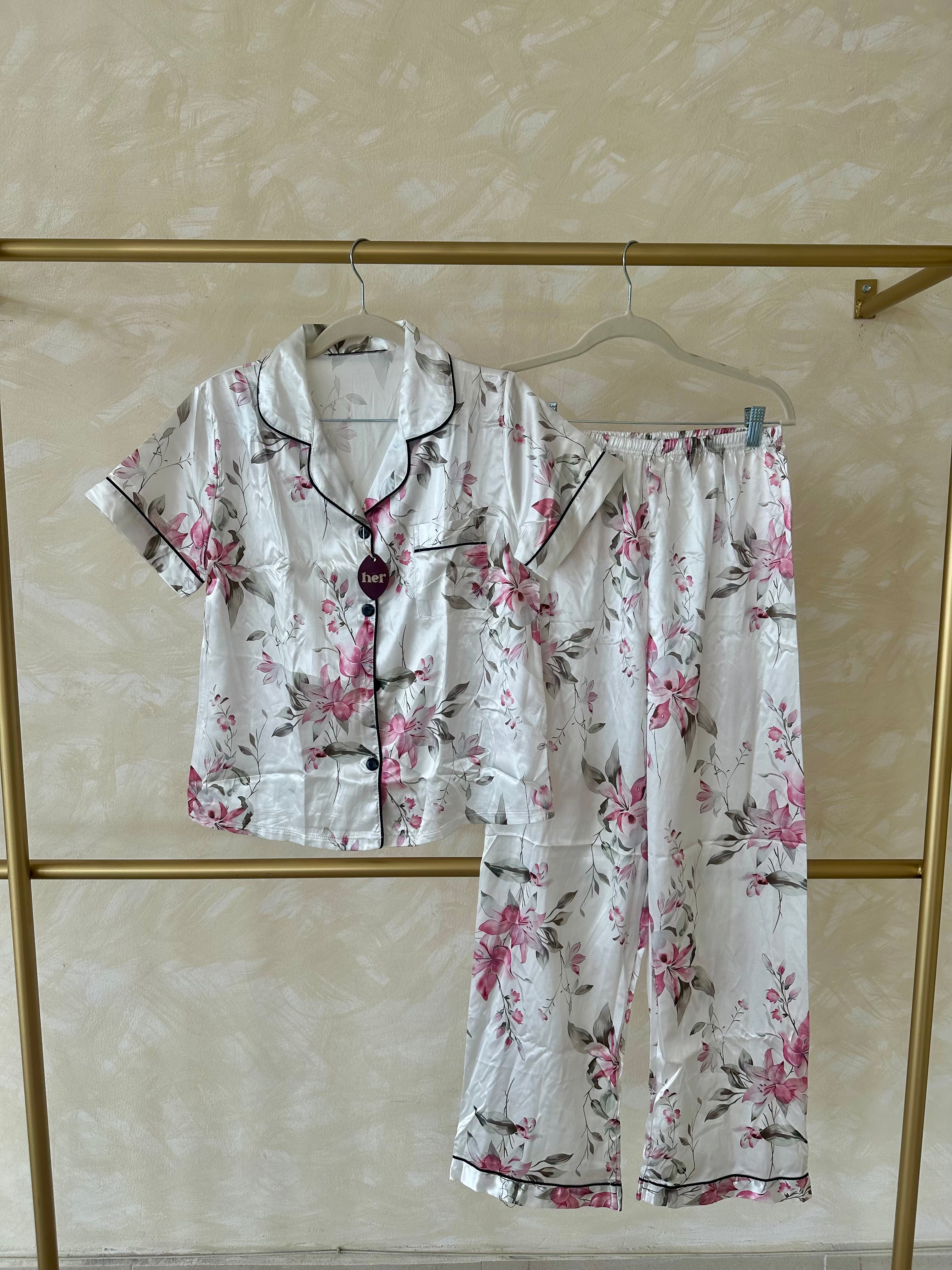 Pijama de flores c/ pantalón