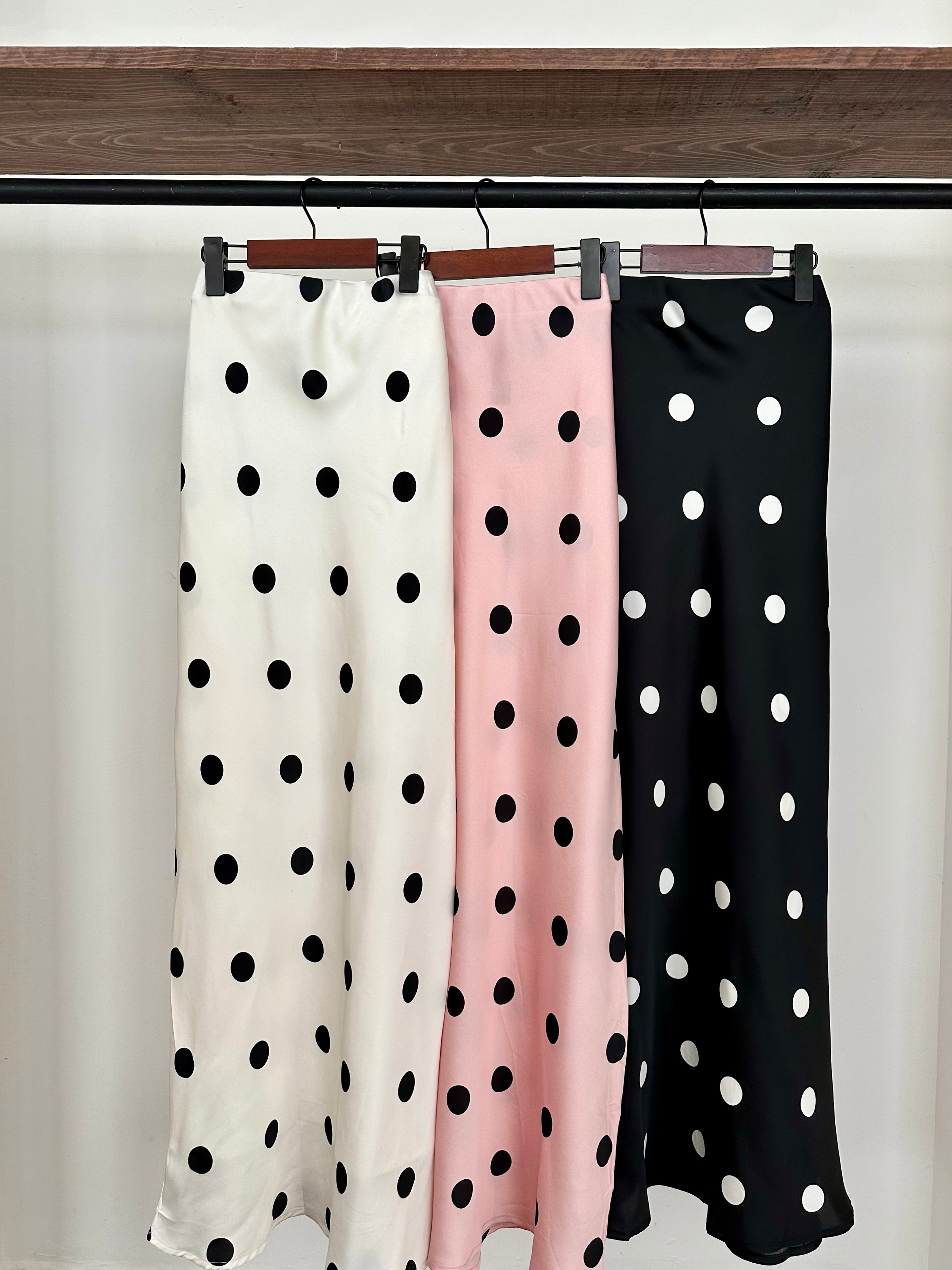 Falda larga polka