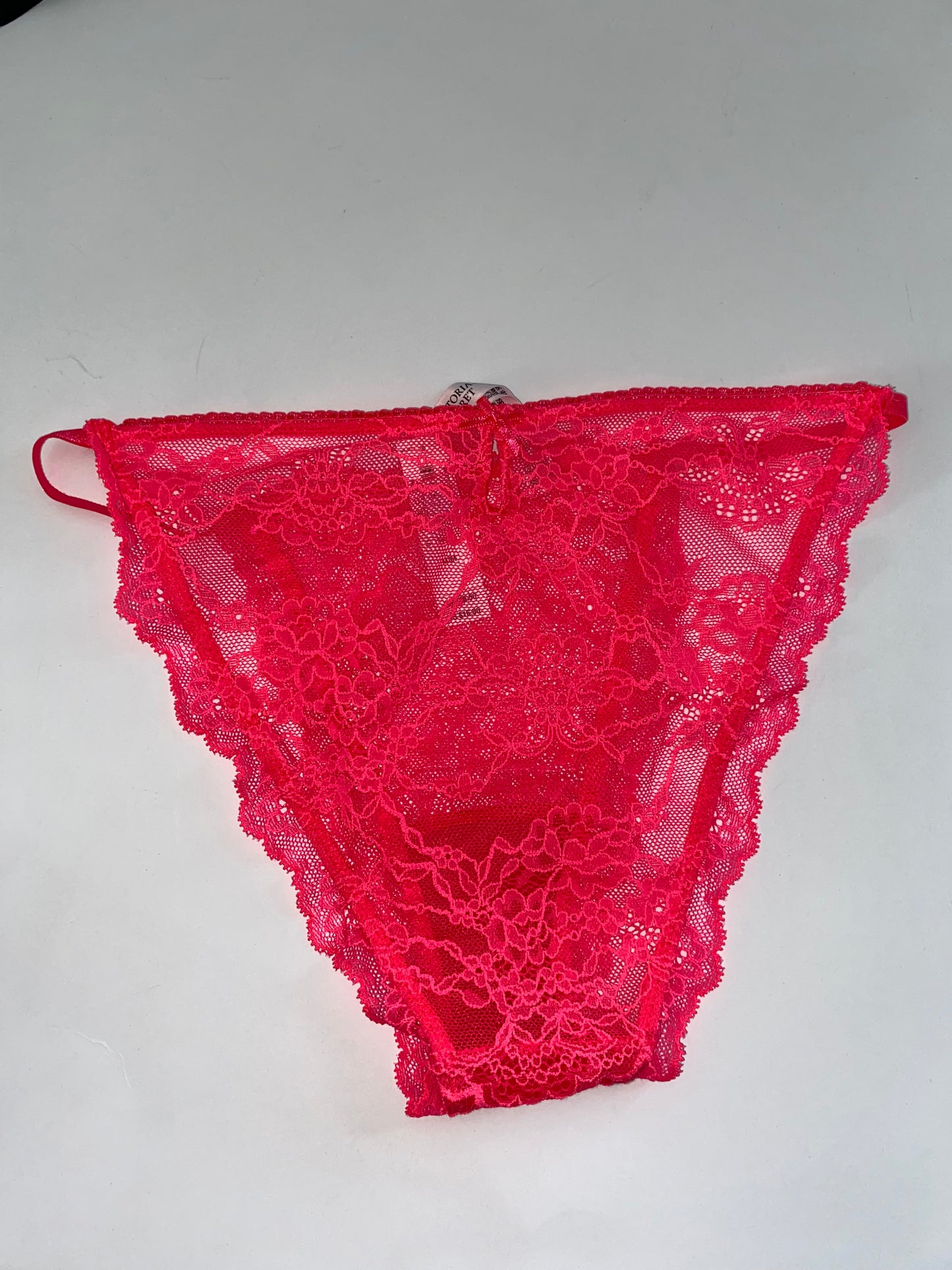 Panti de encaje rosa