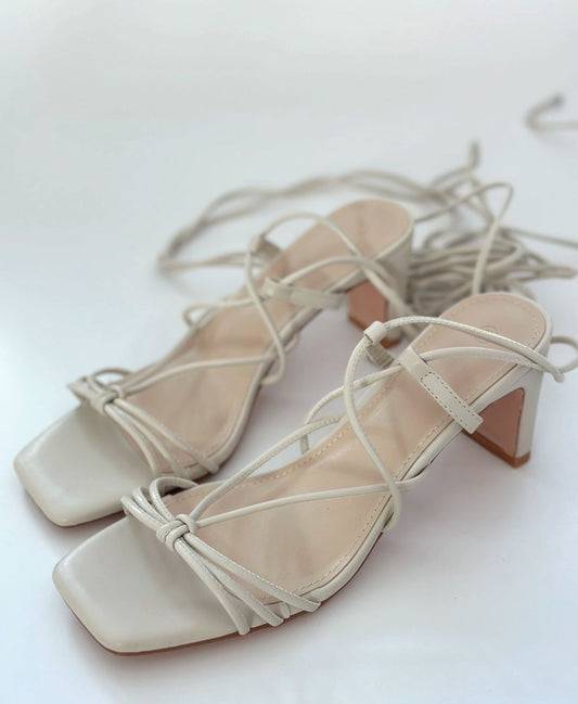 Heels beige de tiras