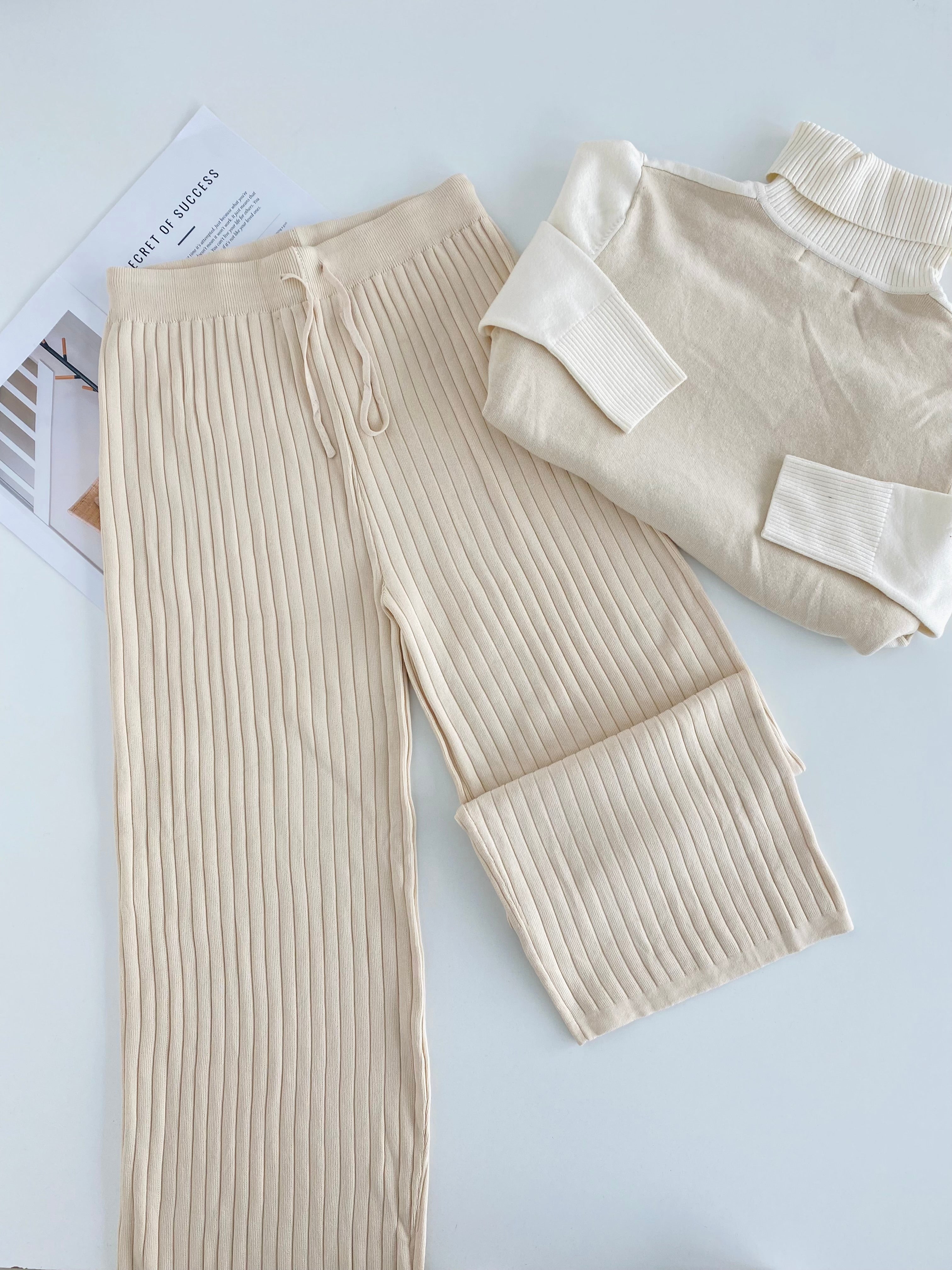 Pantalonera  crema