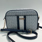 GUESS •Crossbody•