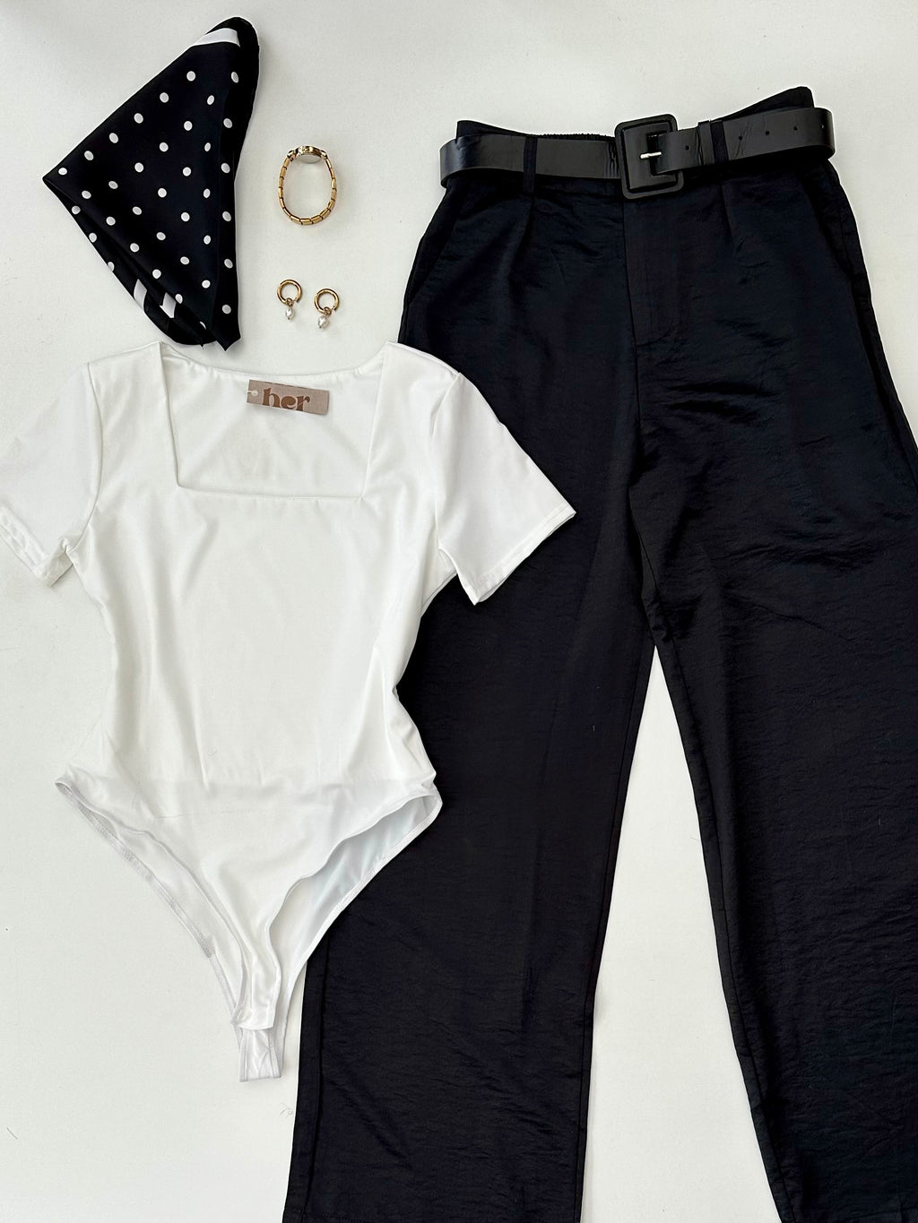 Body liso c/cuello cuadrado